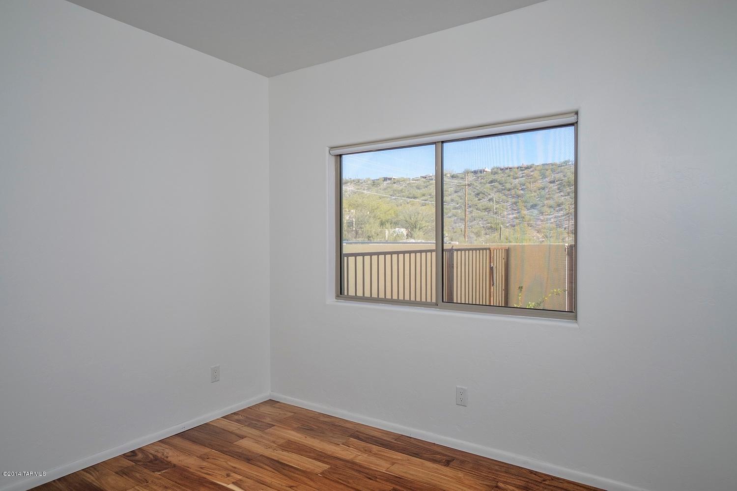 3970 N River Bluff Place