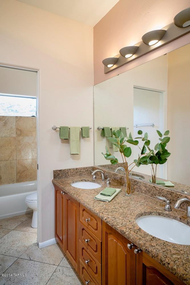 3970 N River Bluff Place