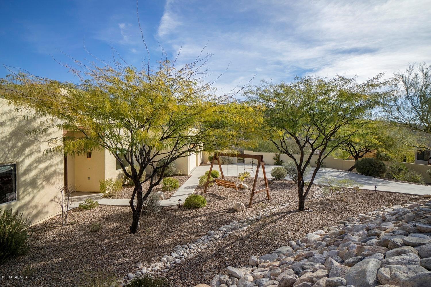 3970 N River Bluff Place