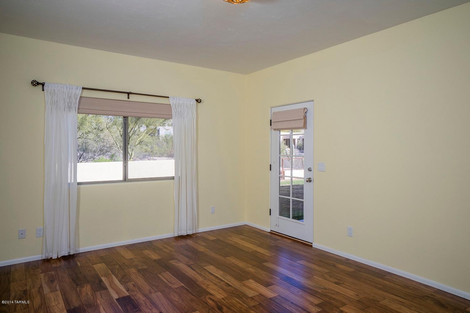 3970 N River Bluff Place