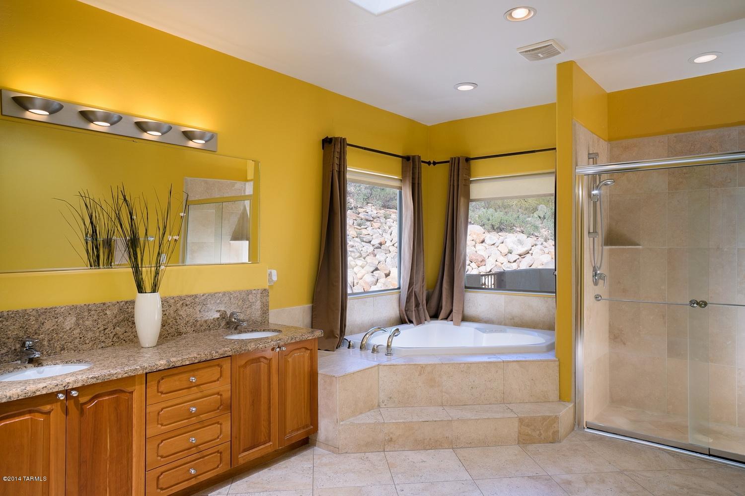 3970 N River Bluff Place