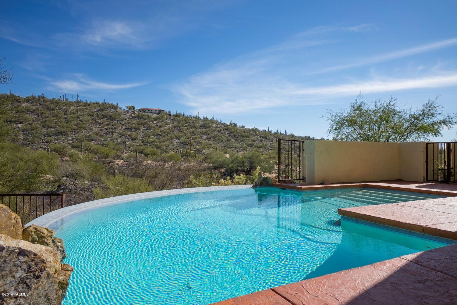 3970 N River Bluff Place