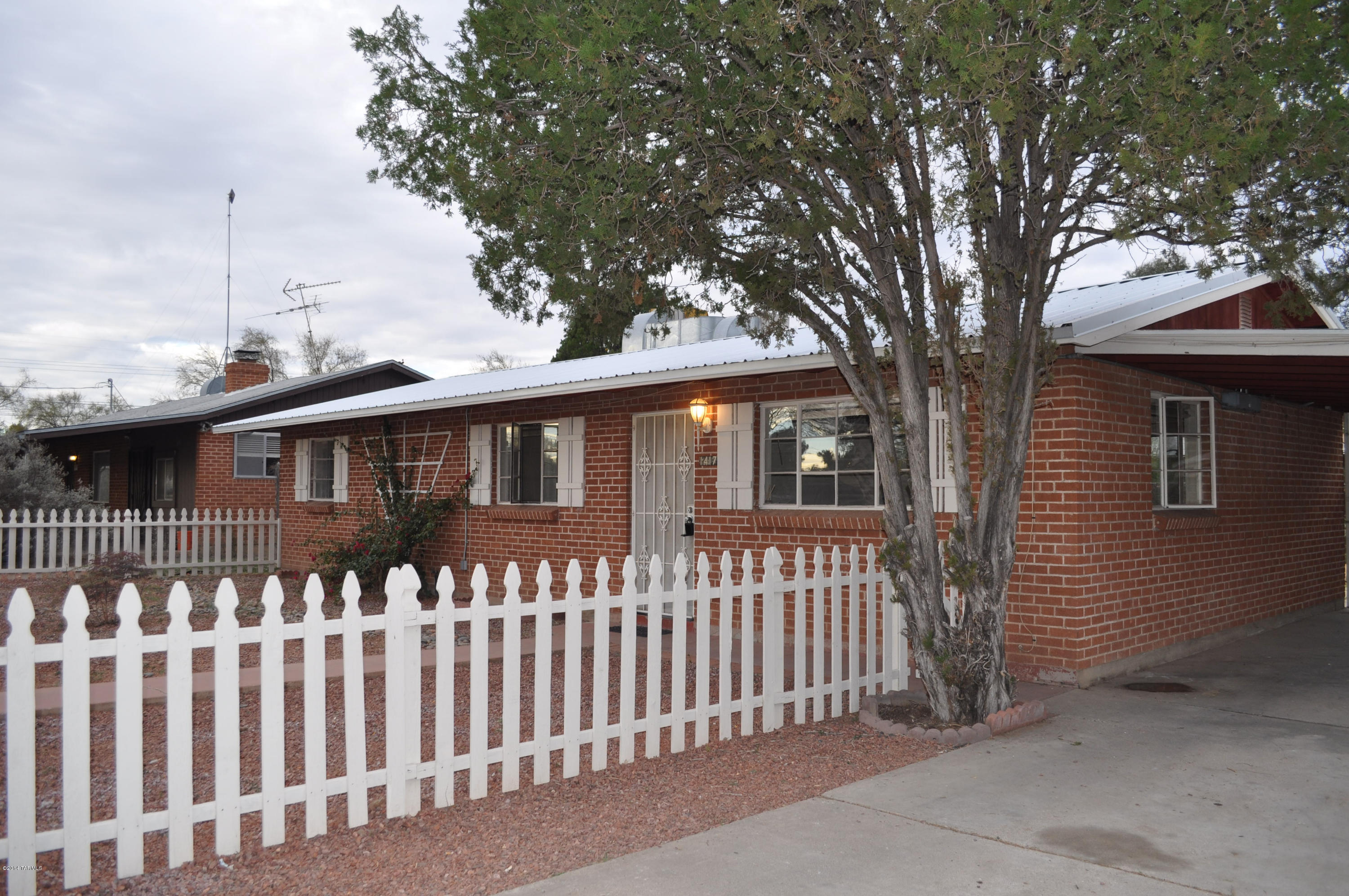 1417 N Beverly Avenue