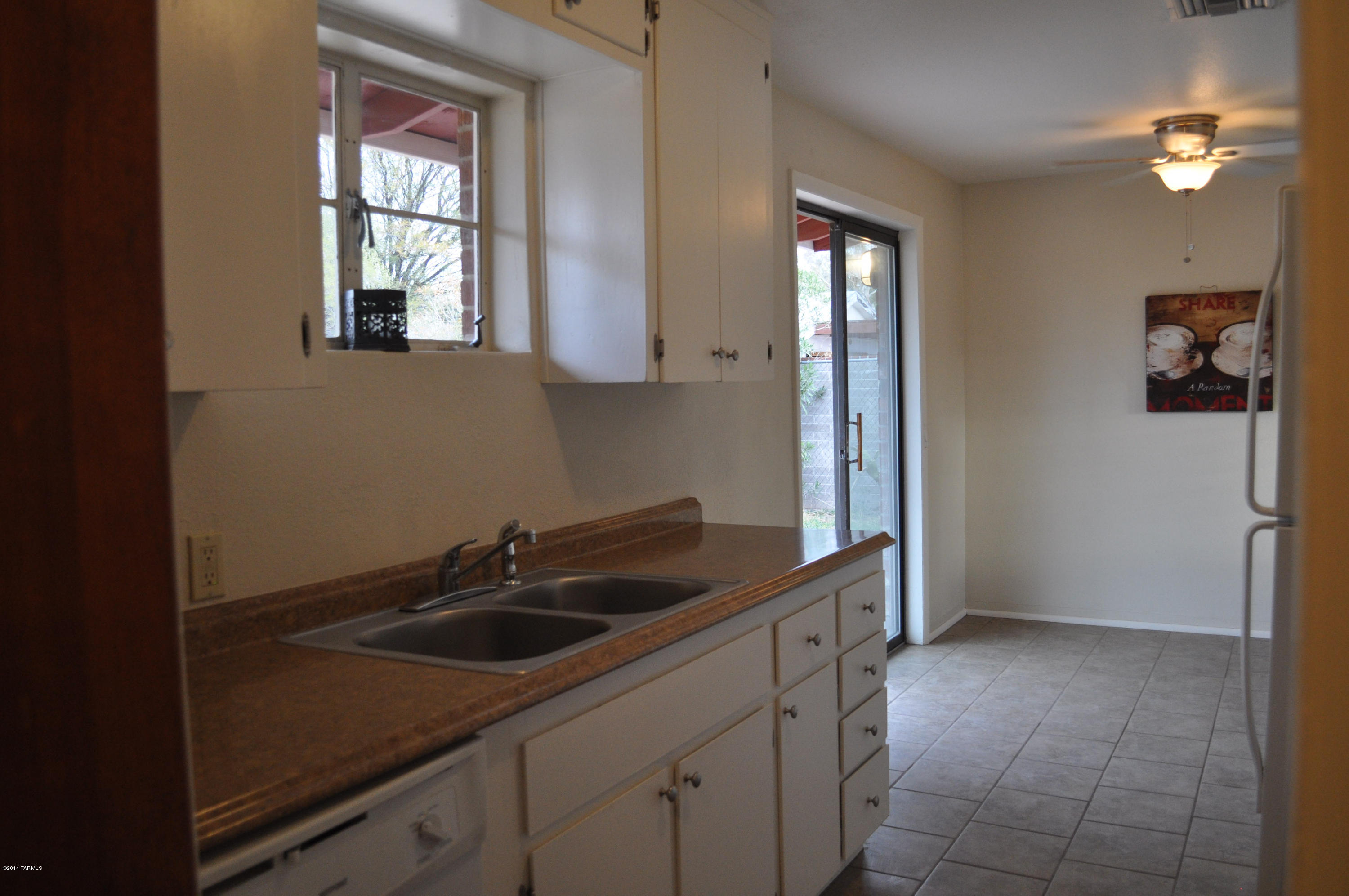 1417 N Beverly Avenue