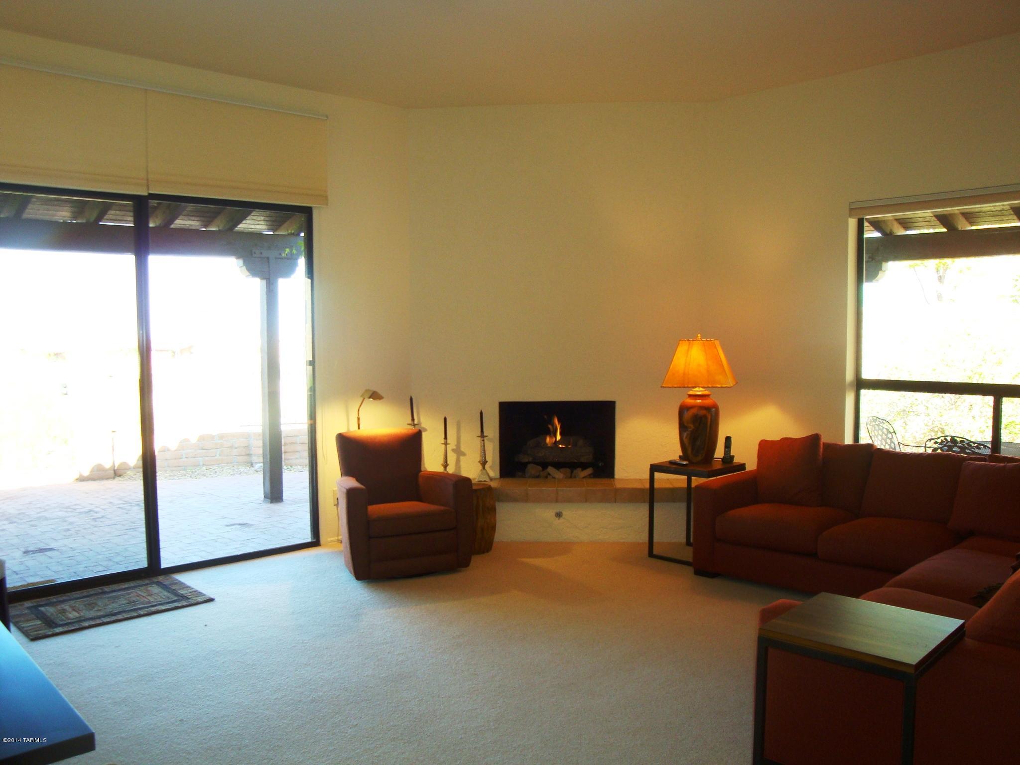 4361 N Vereda Rosada