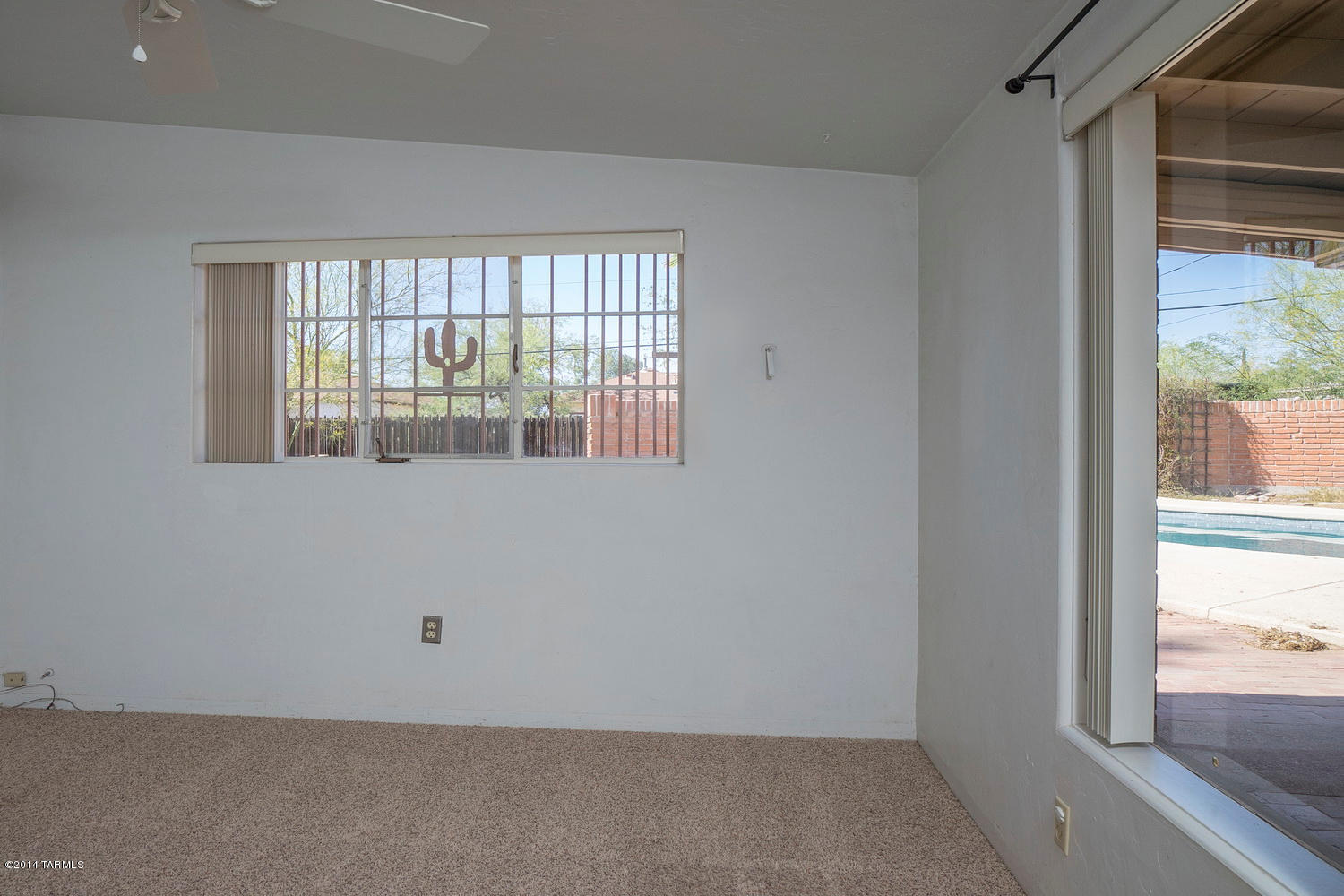 4043 E Camino De Palmas