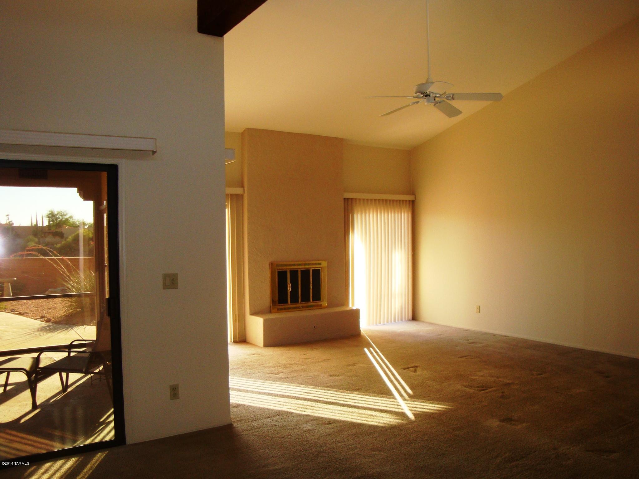 4281 N Vereda Rosada