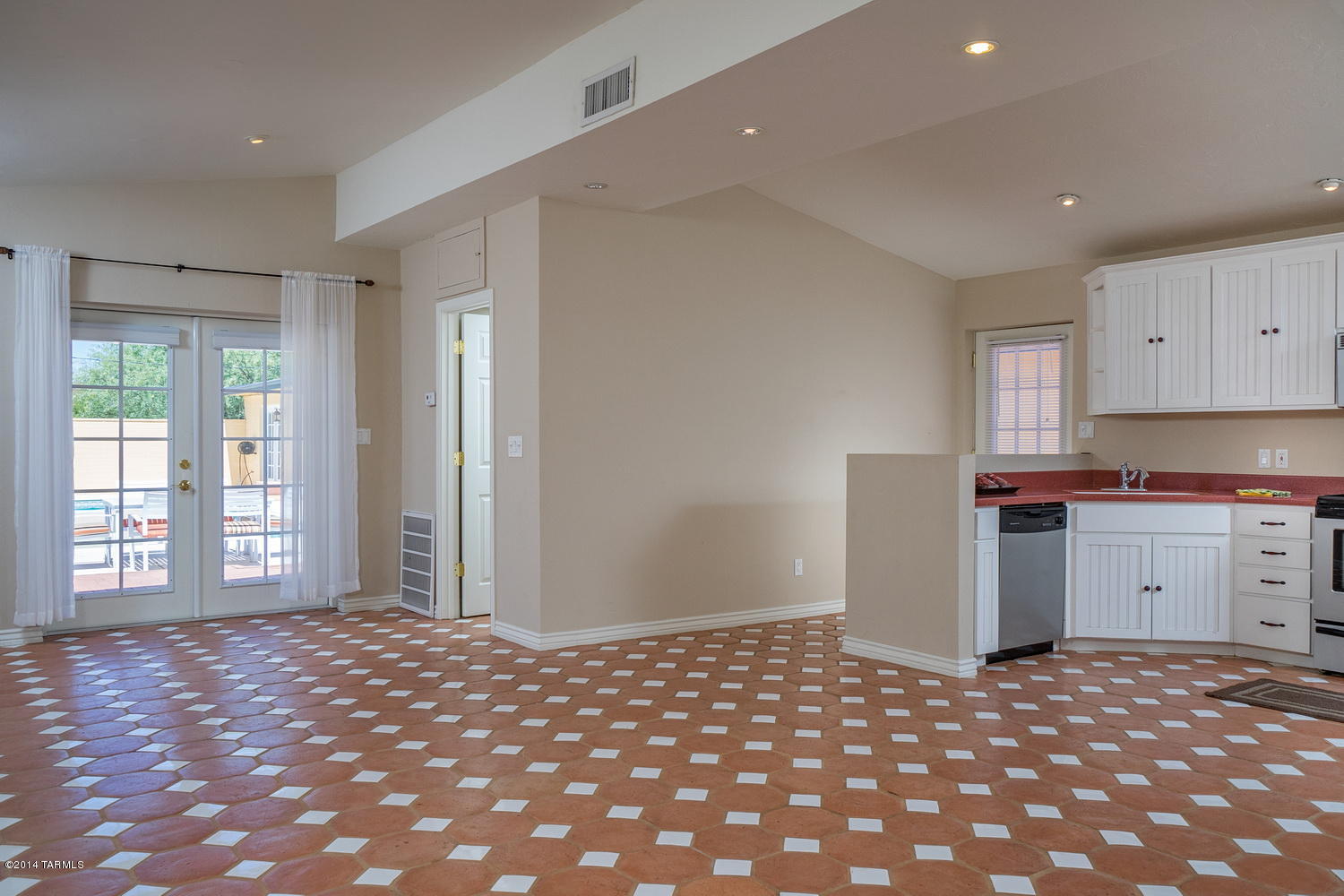 6202 E West Miramar Drive
