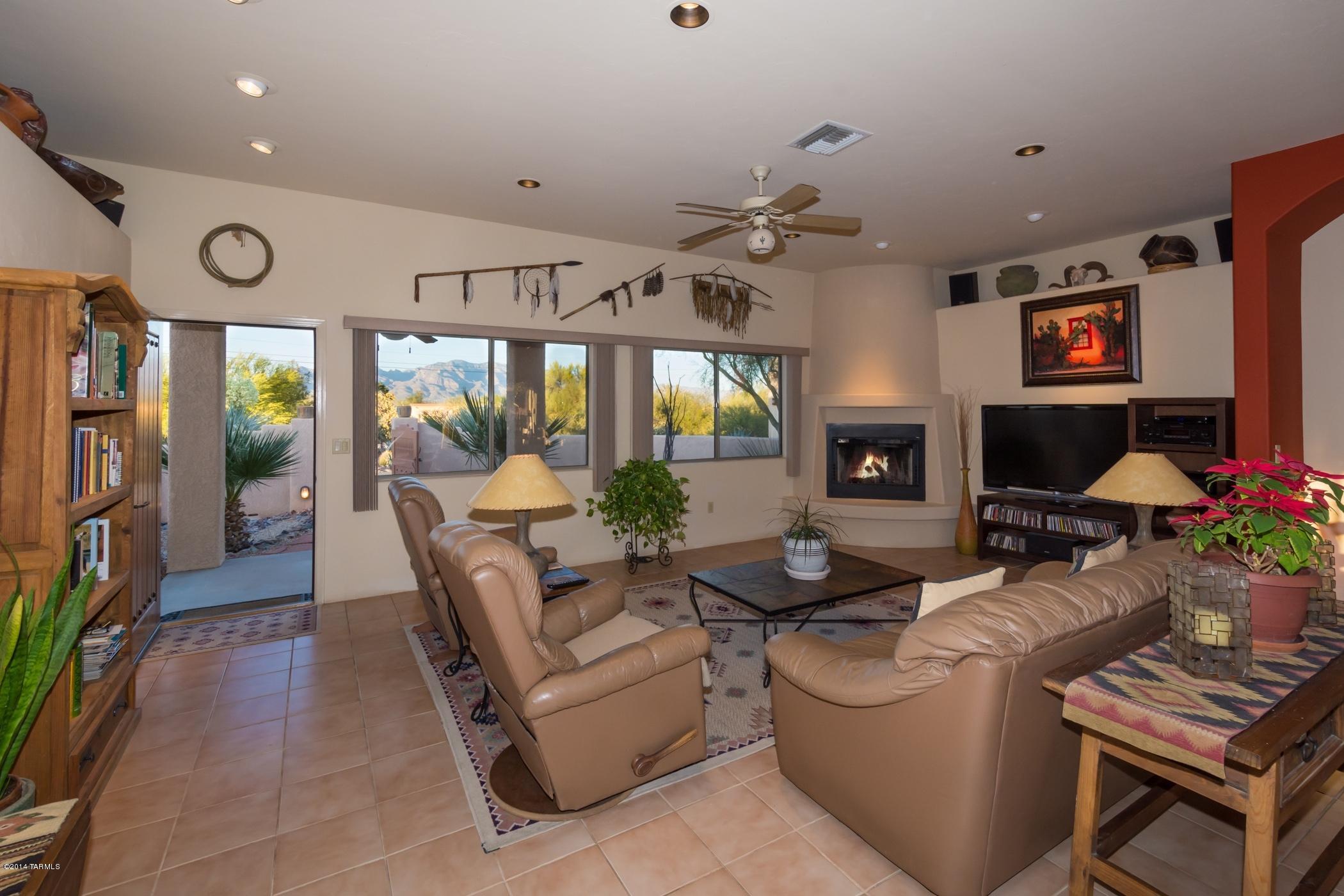 2867 N Lloyd Bush Drive