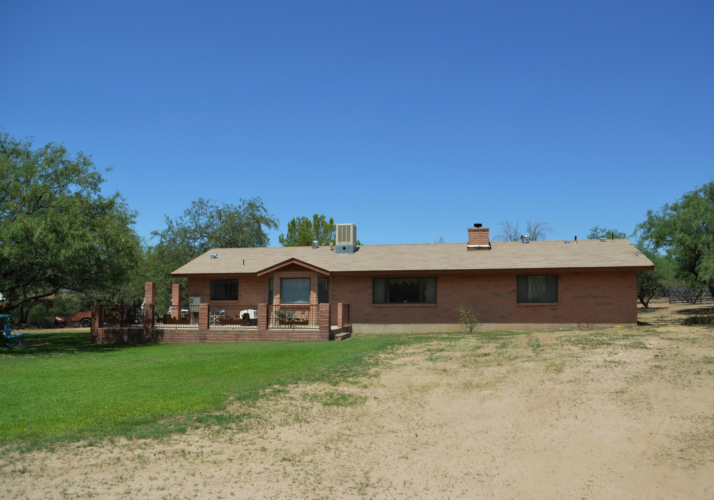 5454 E Edwin Road