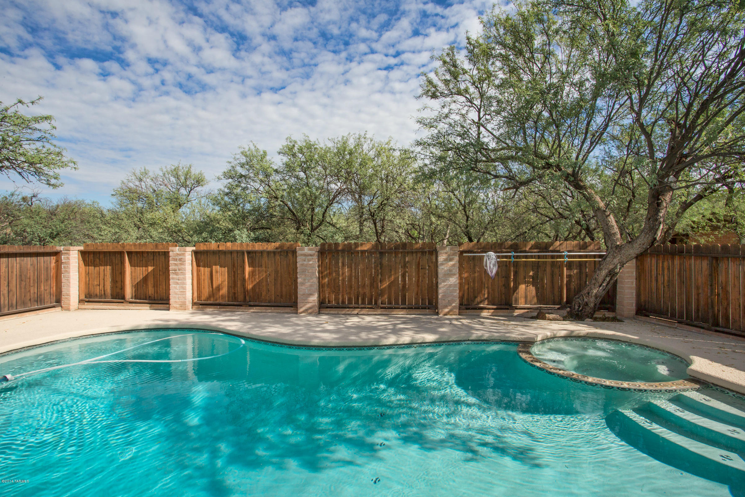 2492 N Shade Tree Lane