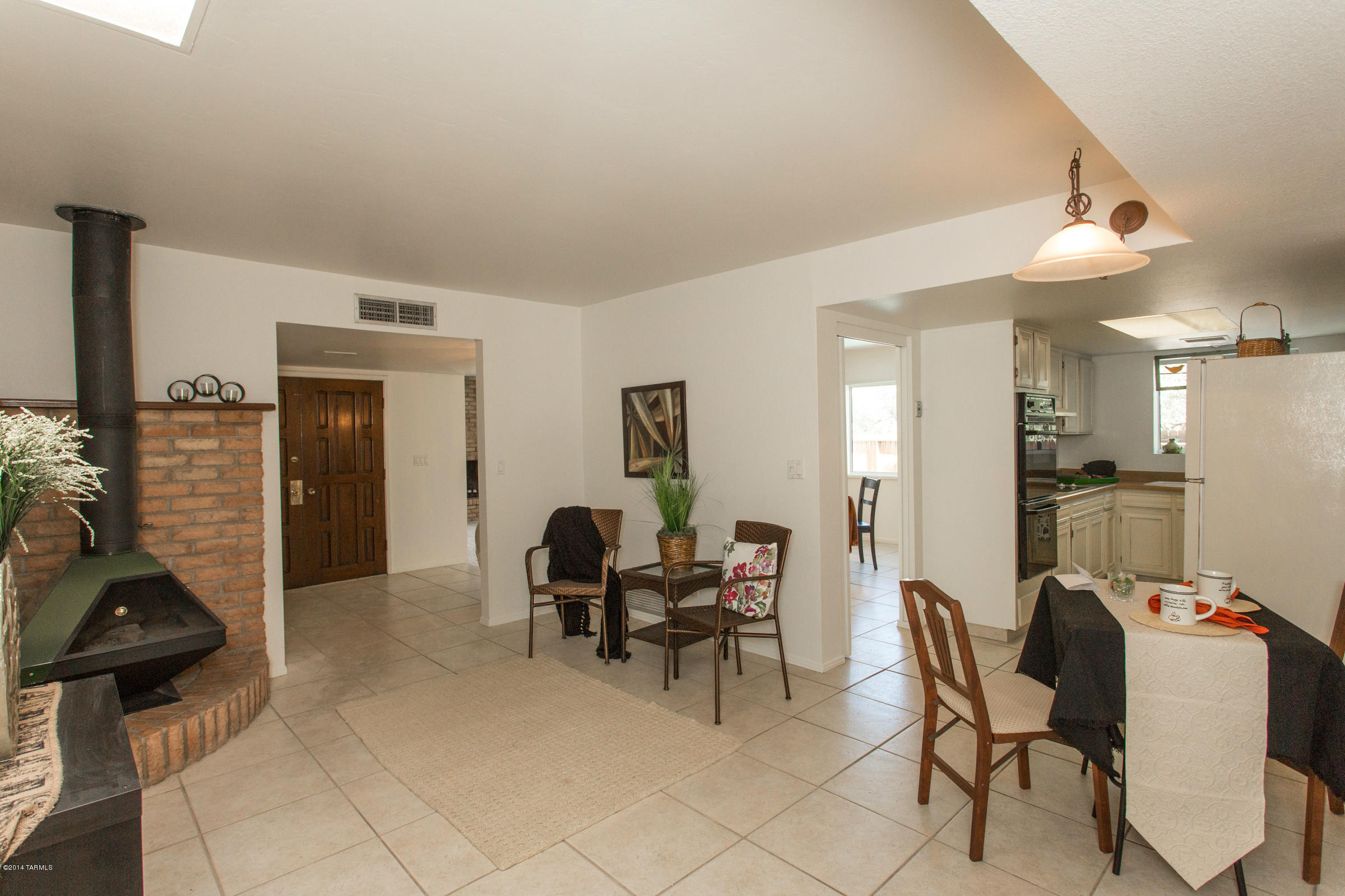 2492 N Shade Tree Lane