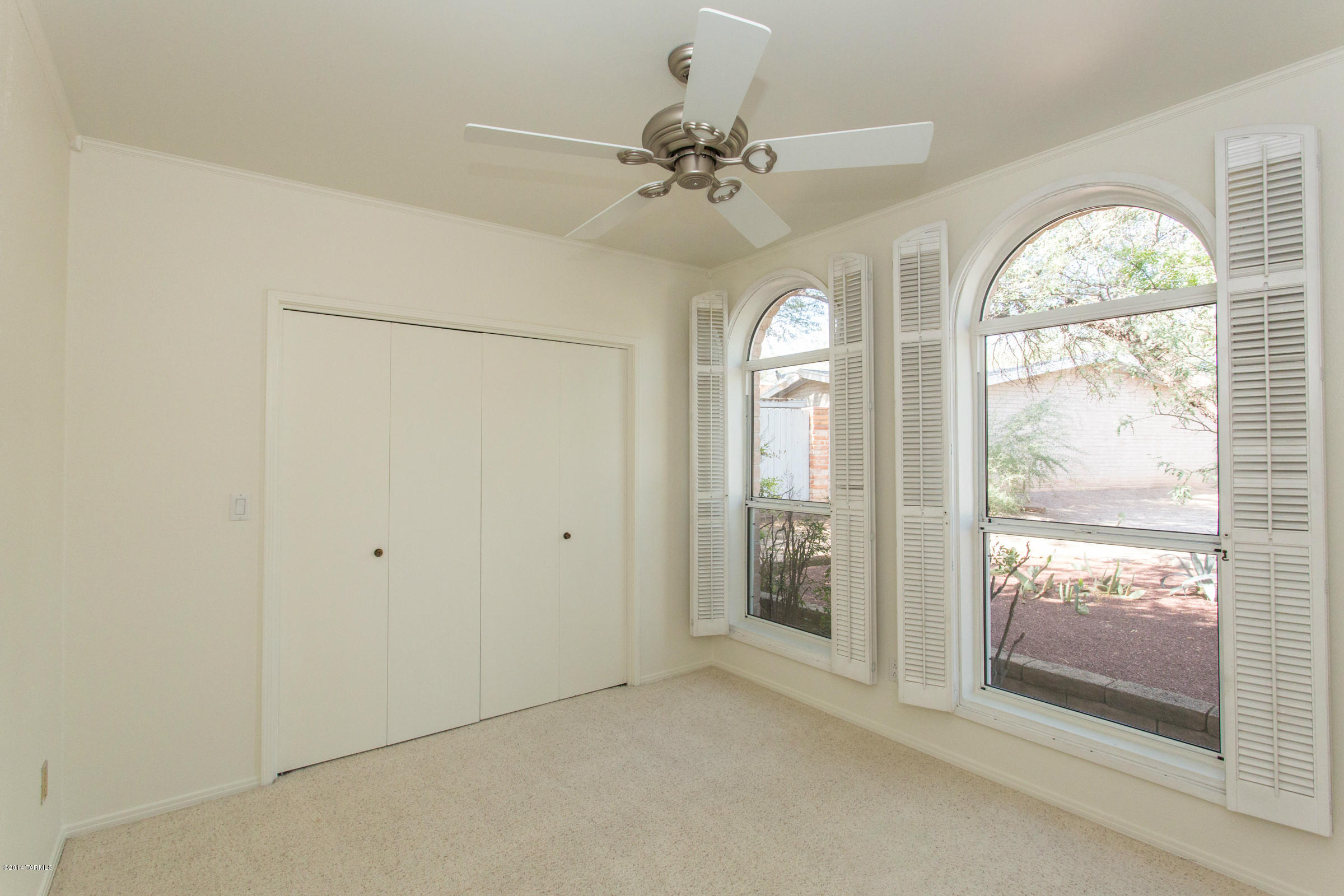 2492 N Shade Tree Lane