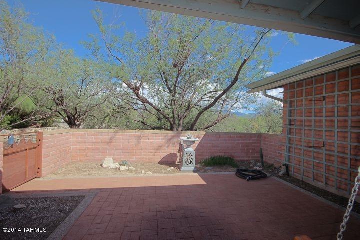 10540 E Snyder Road