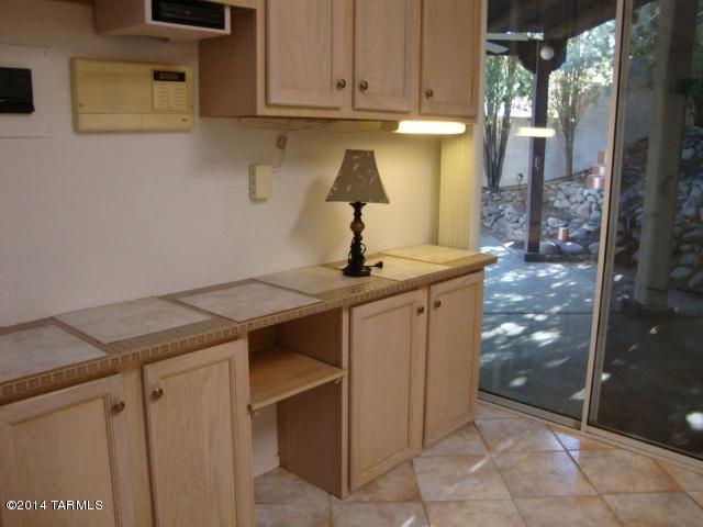 10400 E Windstorm Drive