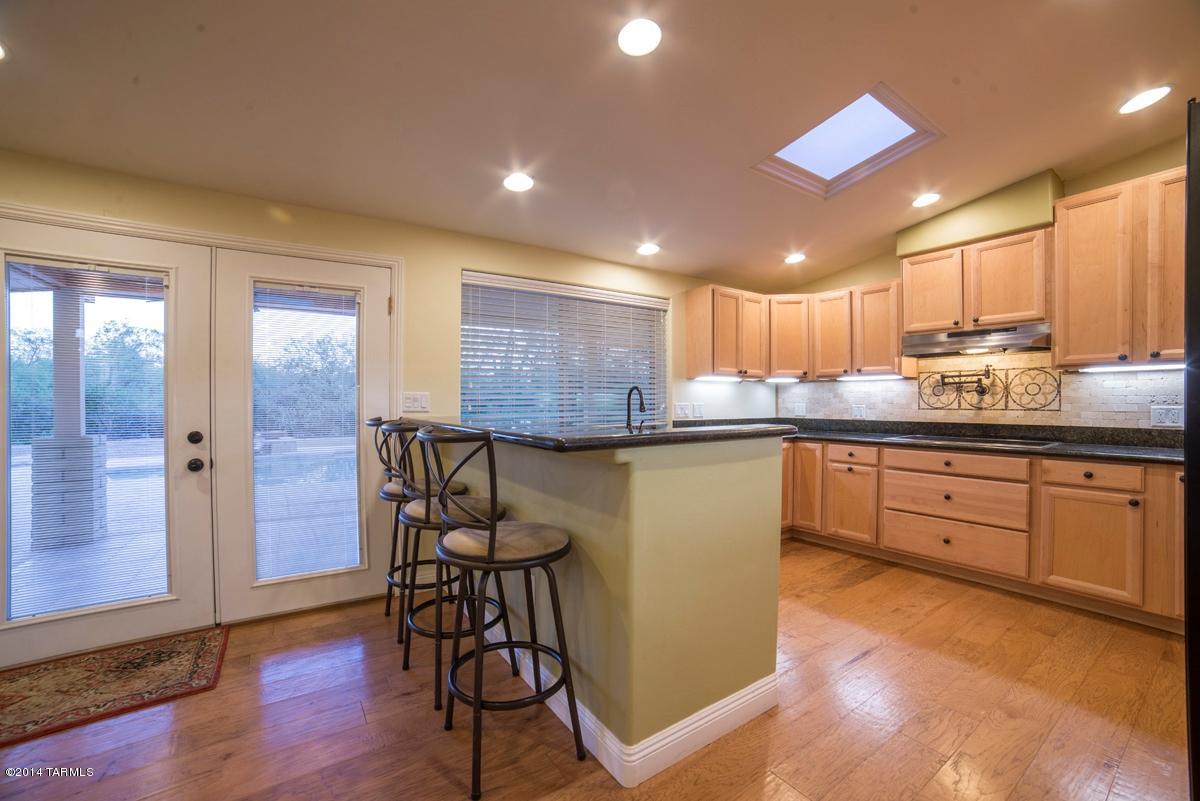 4930 N Calle Primula