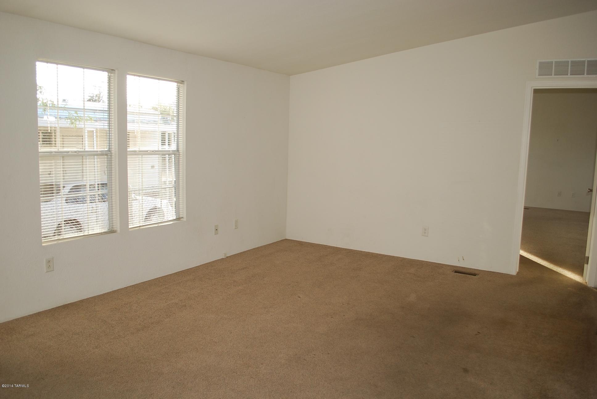 2640 S Cottonwood Lane Unit: 9