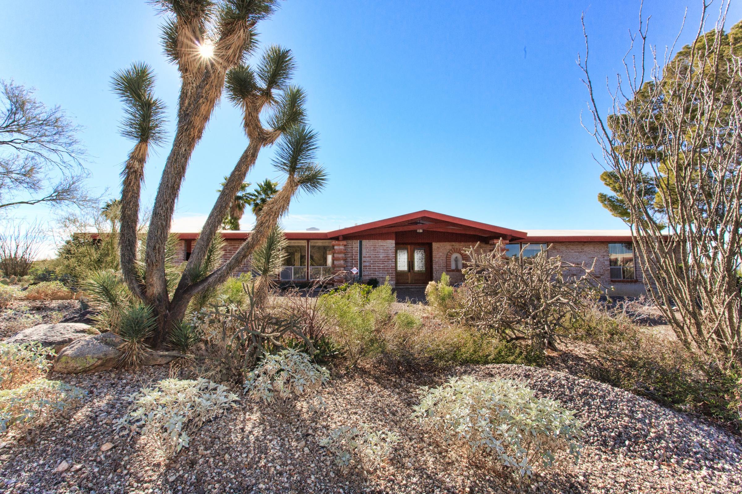1332 E Big Rock Road