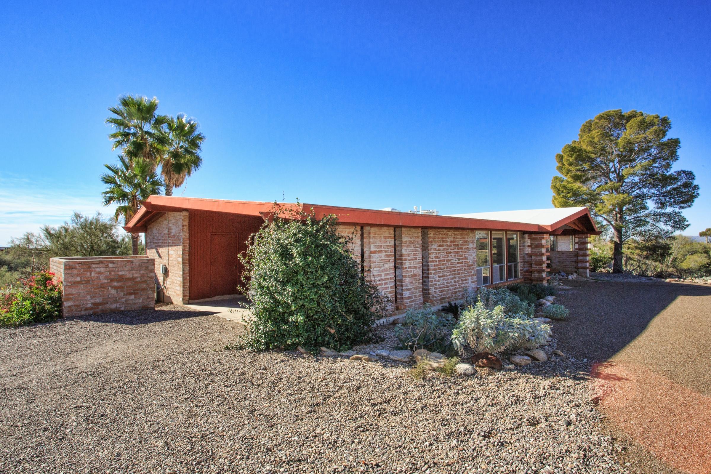 1332 E Big Rock Road
