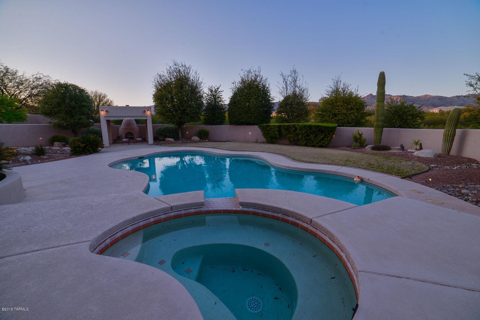 3660 N Mesquite Knoll Place
