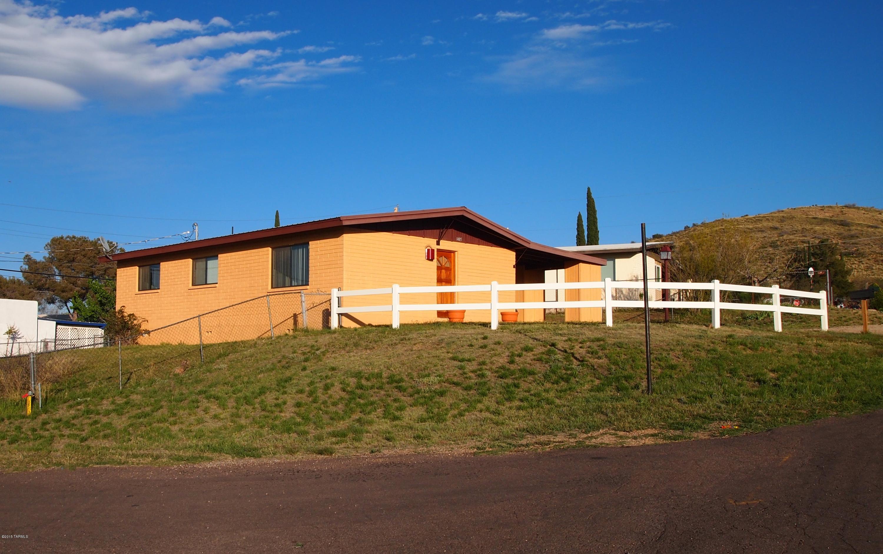 1485 N Calle Valencia