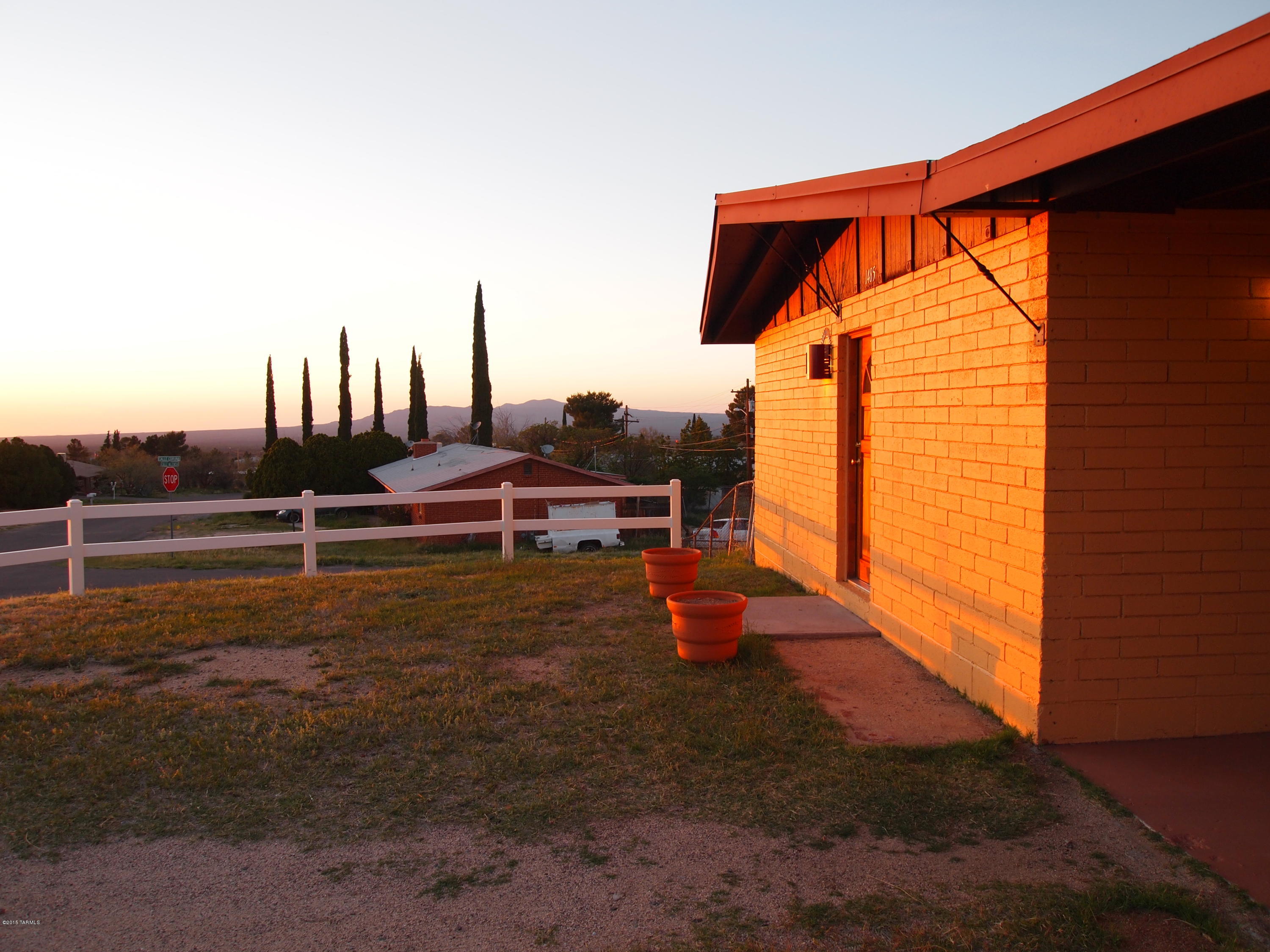 1485 N Calle Valencia