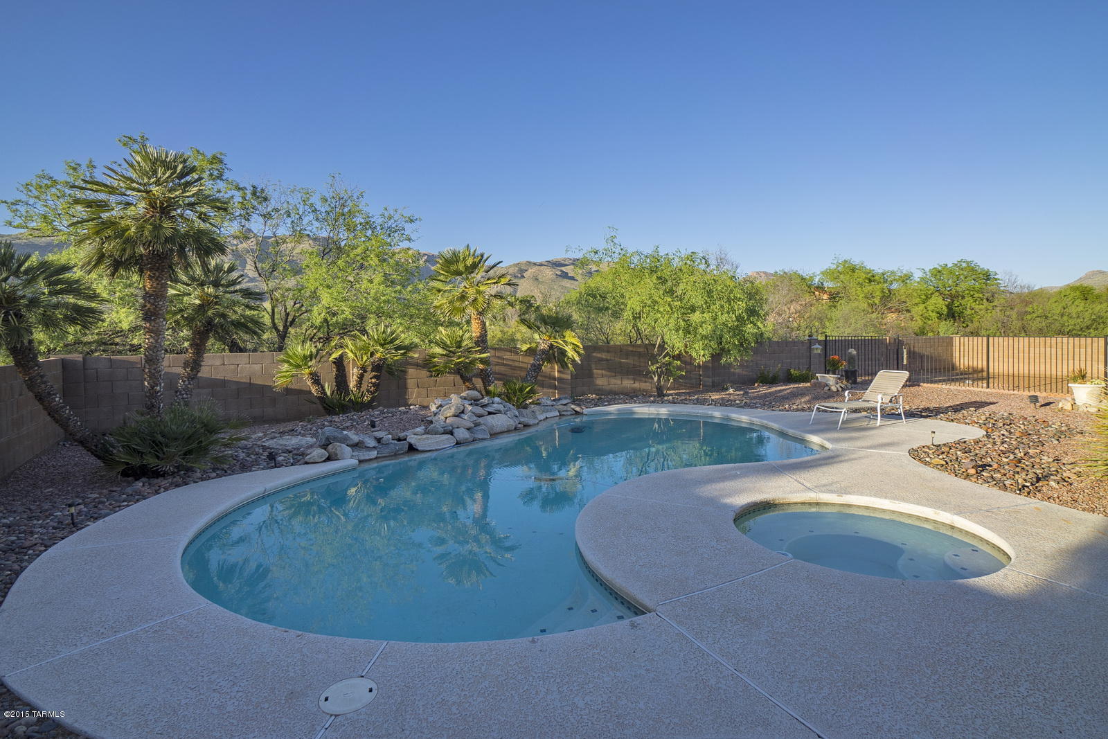 4261 N Windridge Loop