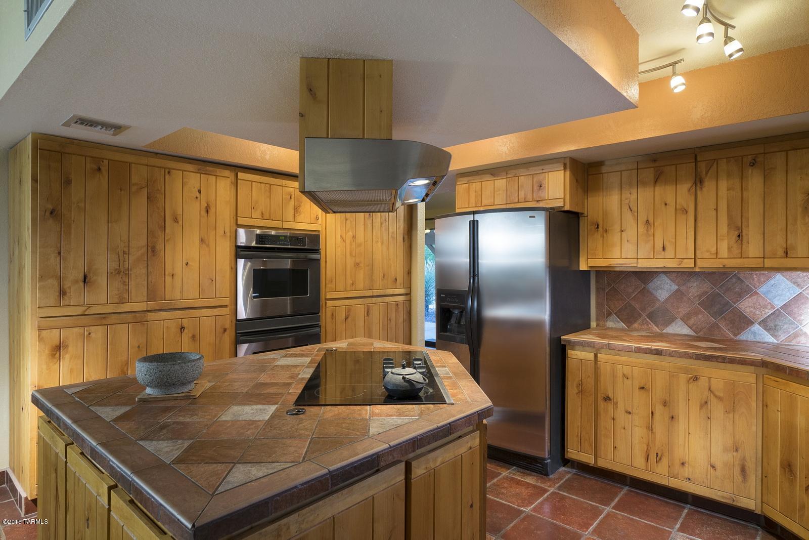 4261 N Windridge Loop