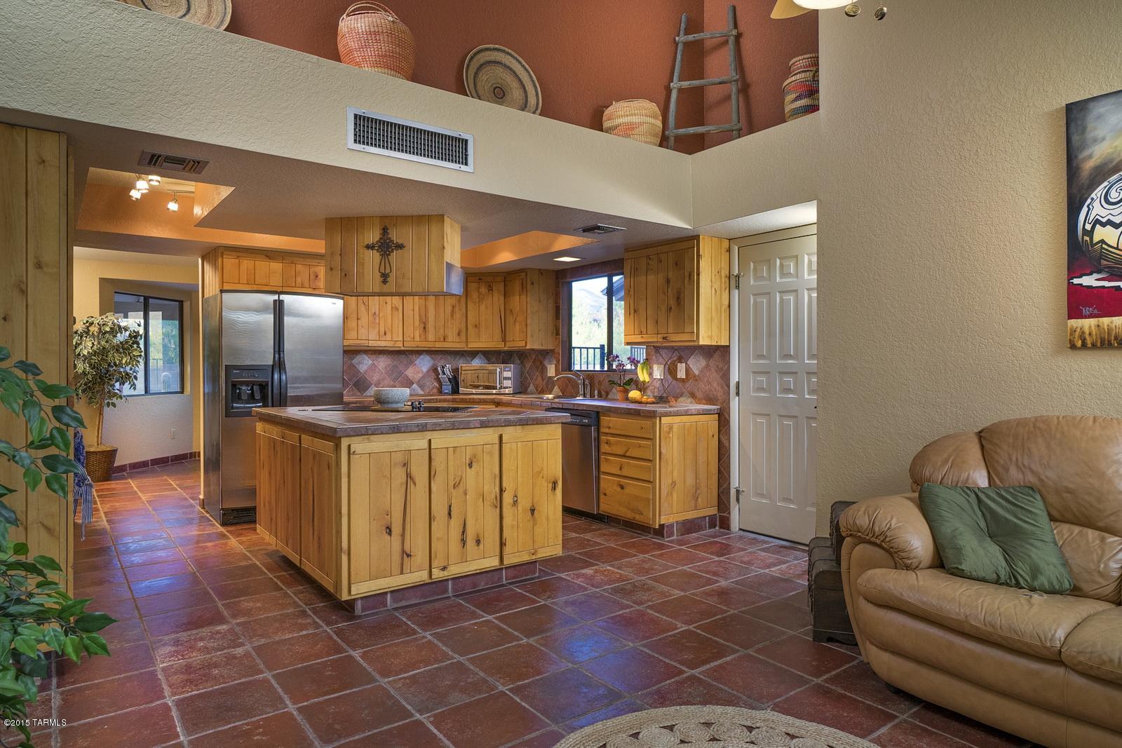 4261 N Windridge Loop