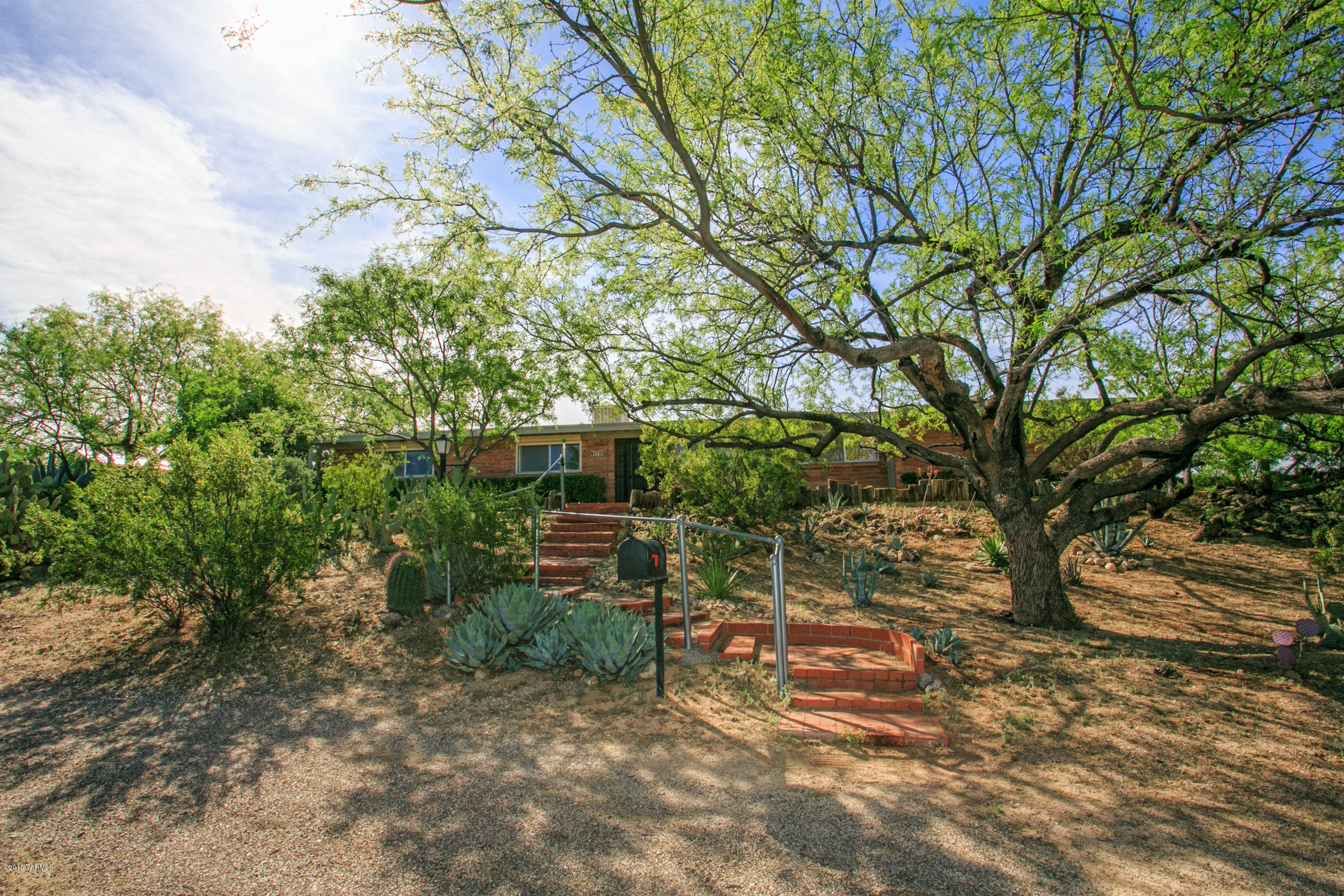 1725 W Sunset Road