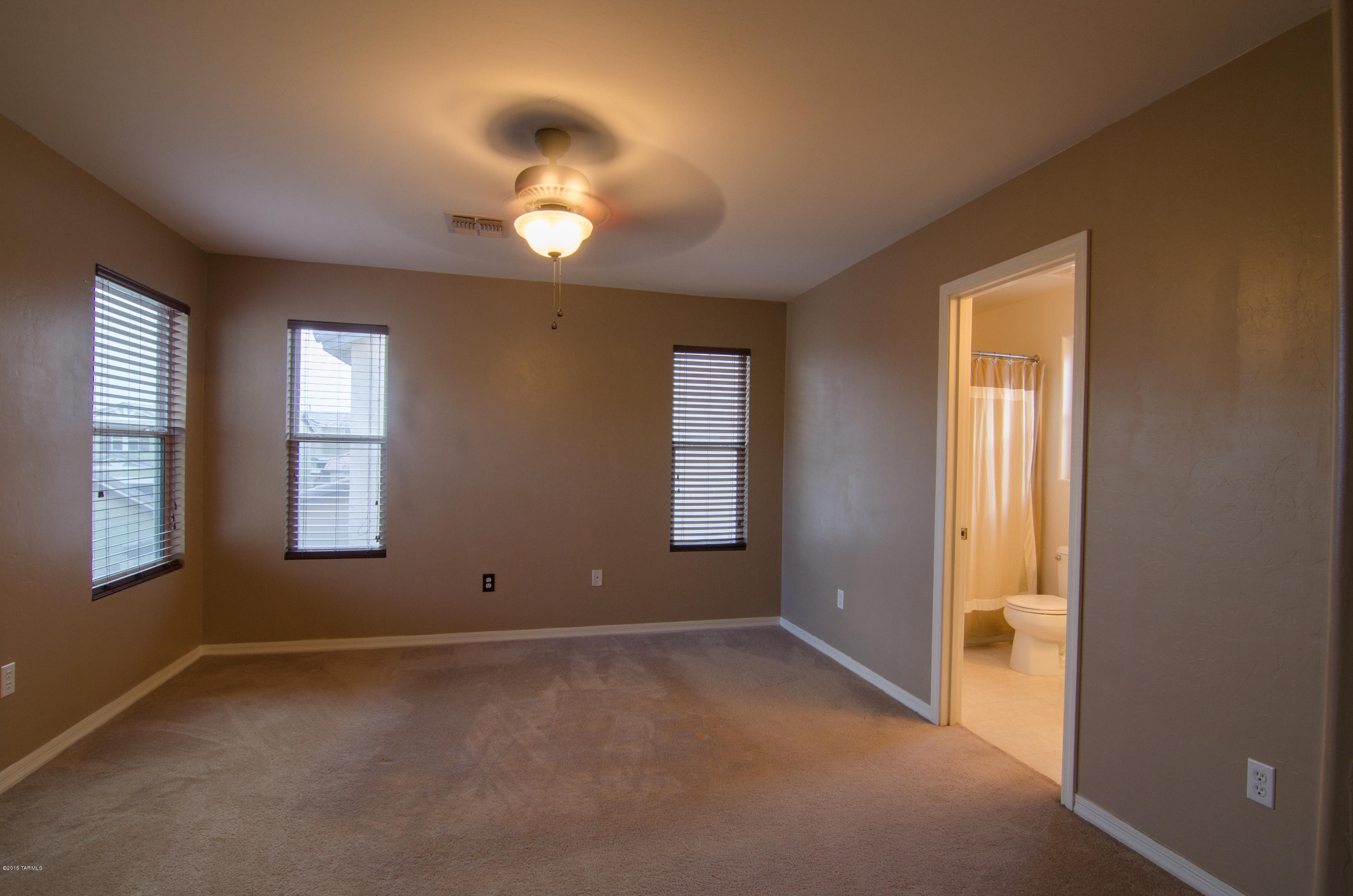 7632 E Saguaro Overlook Drive
