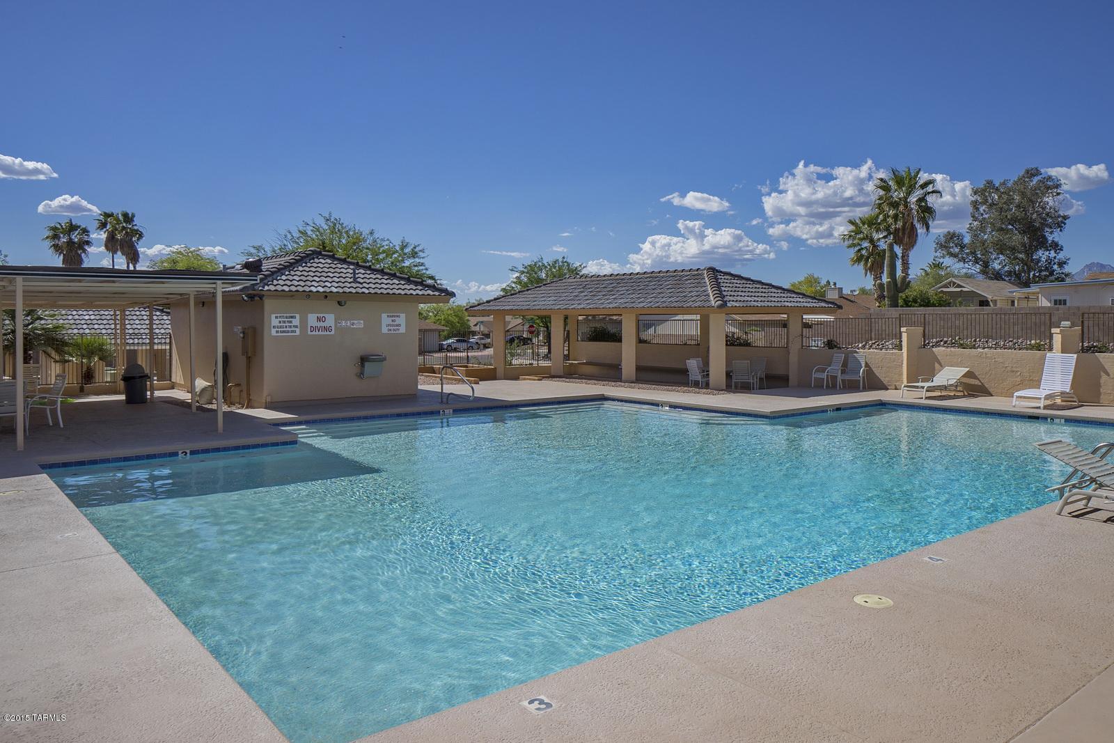 3940 S Cedarwood Way