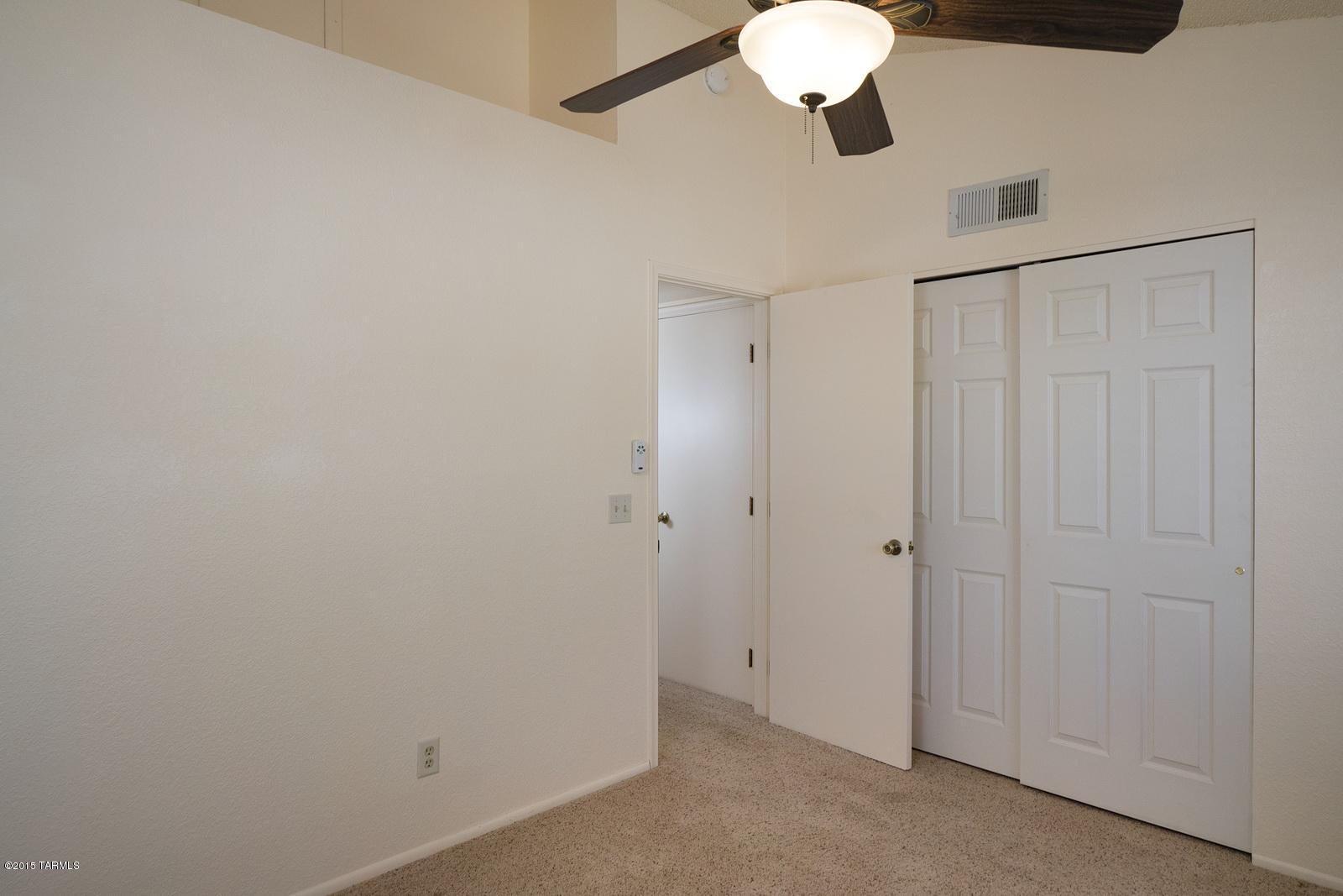 3940 S Cedarwood Way