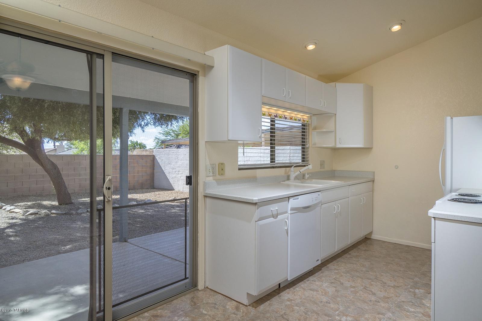 3940 S Cedarwood Way