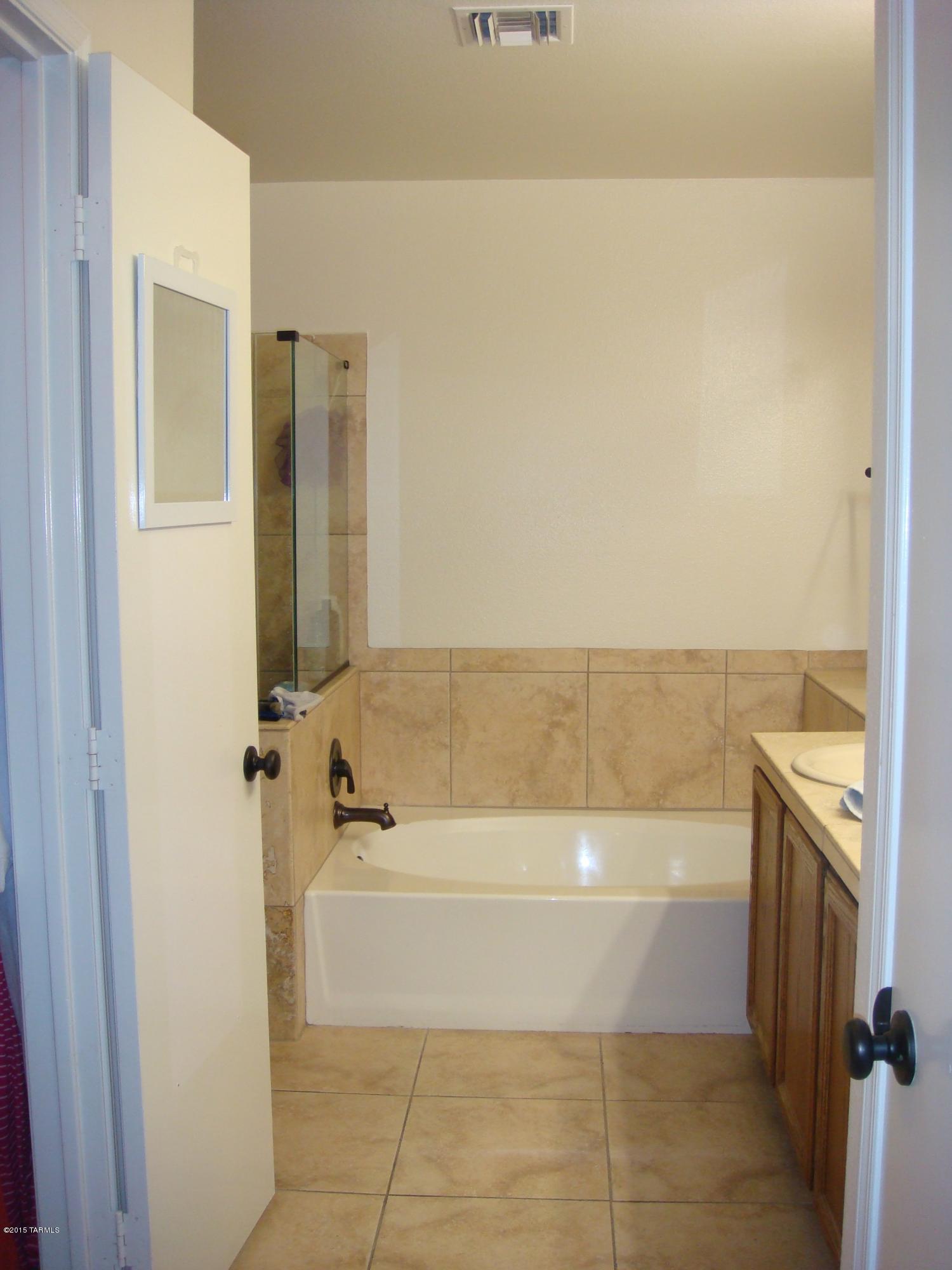 2983 W Laquila Aerie