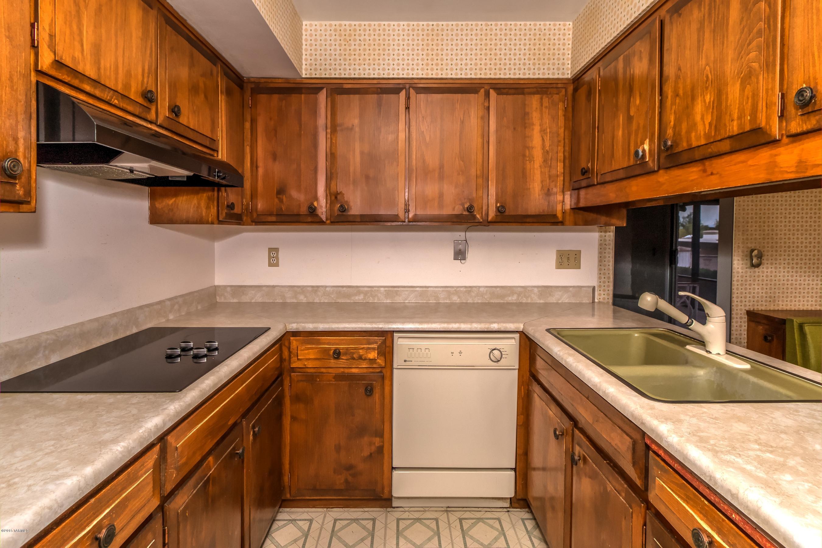3451 N Calle Largo