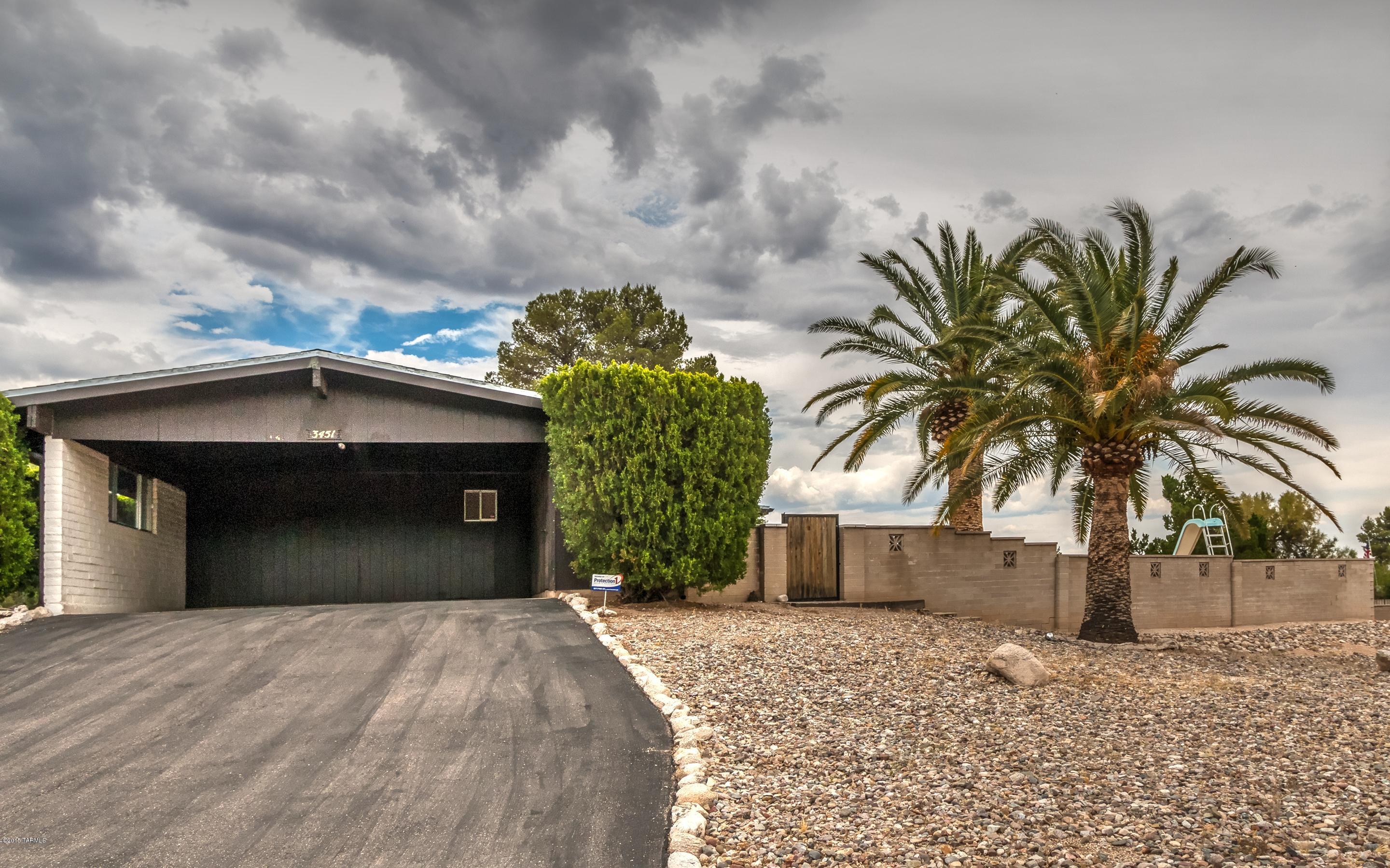 3451 N Calle Largo