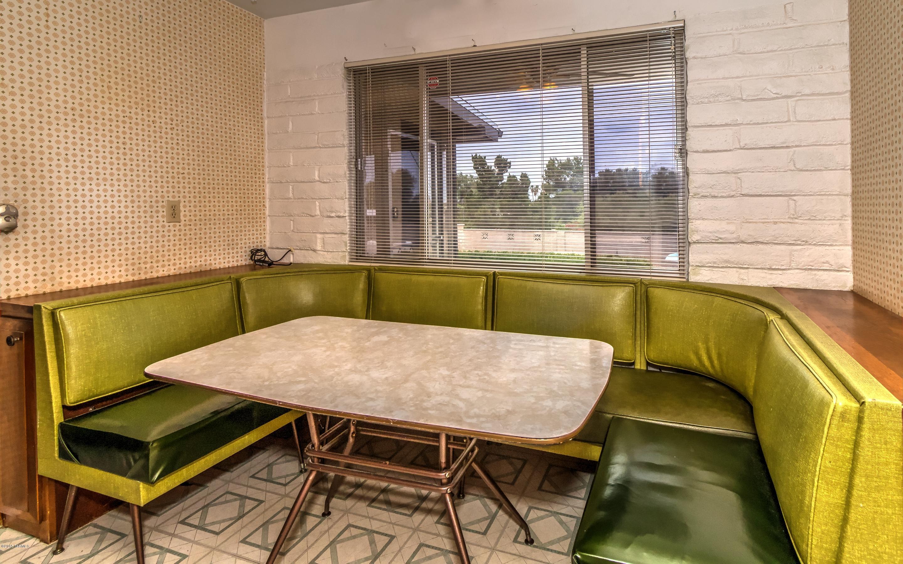 3451 N Calle Largo