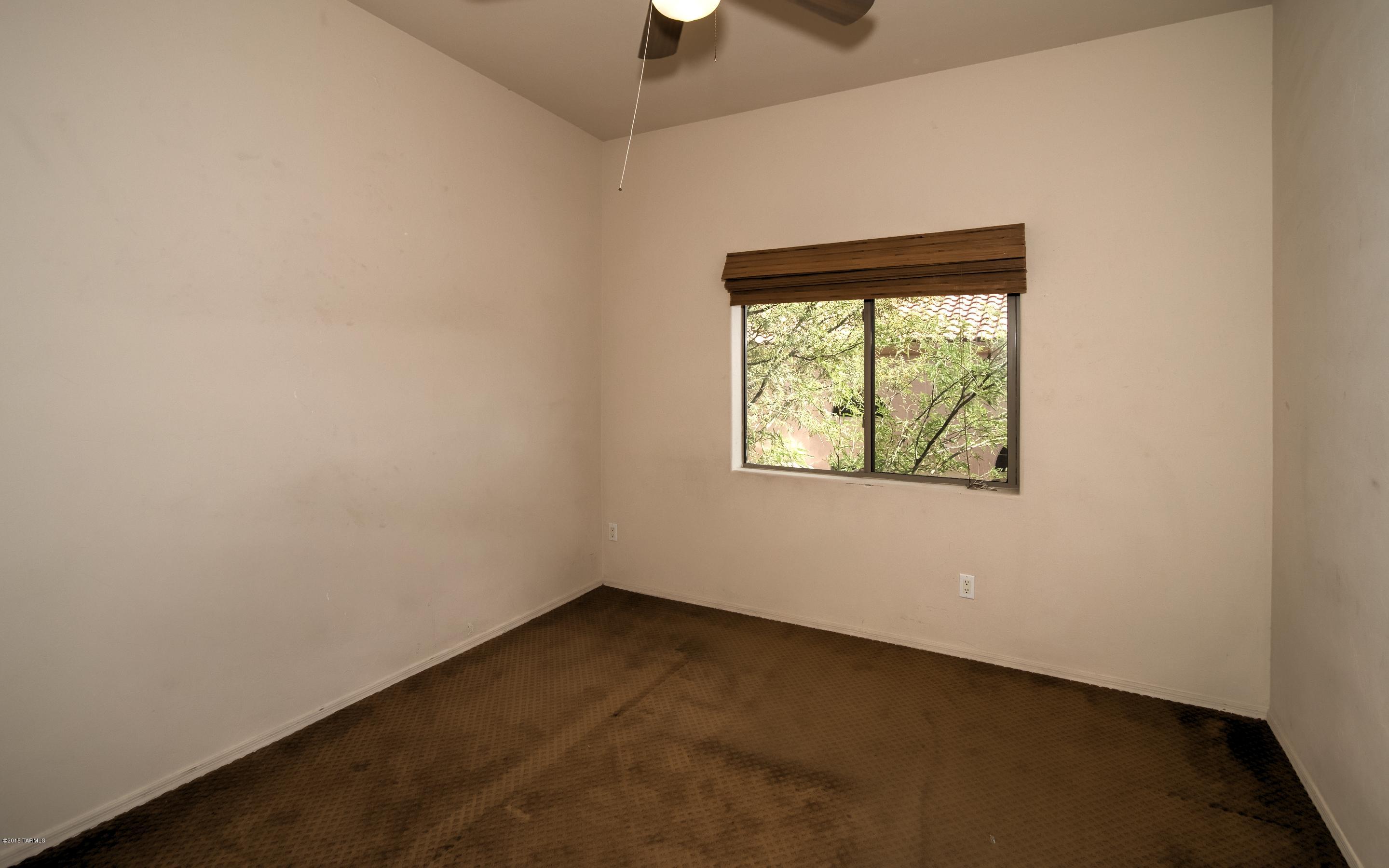 1494 N Camino Villa Bonita