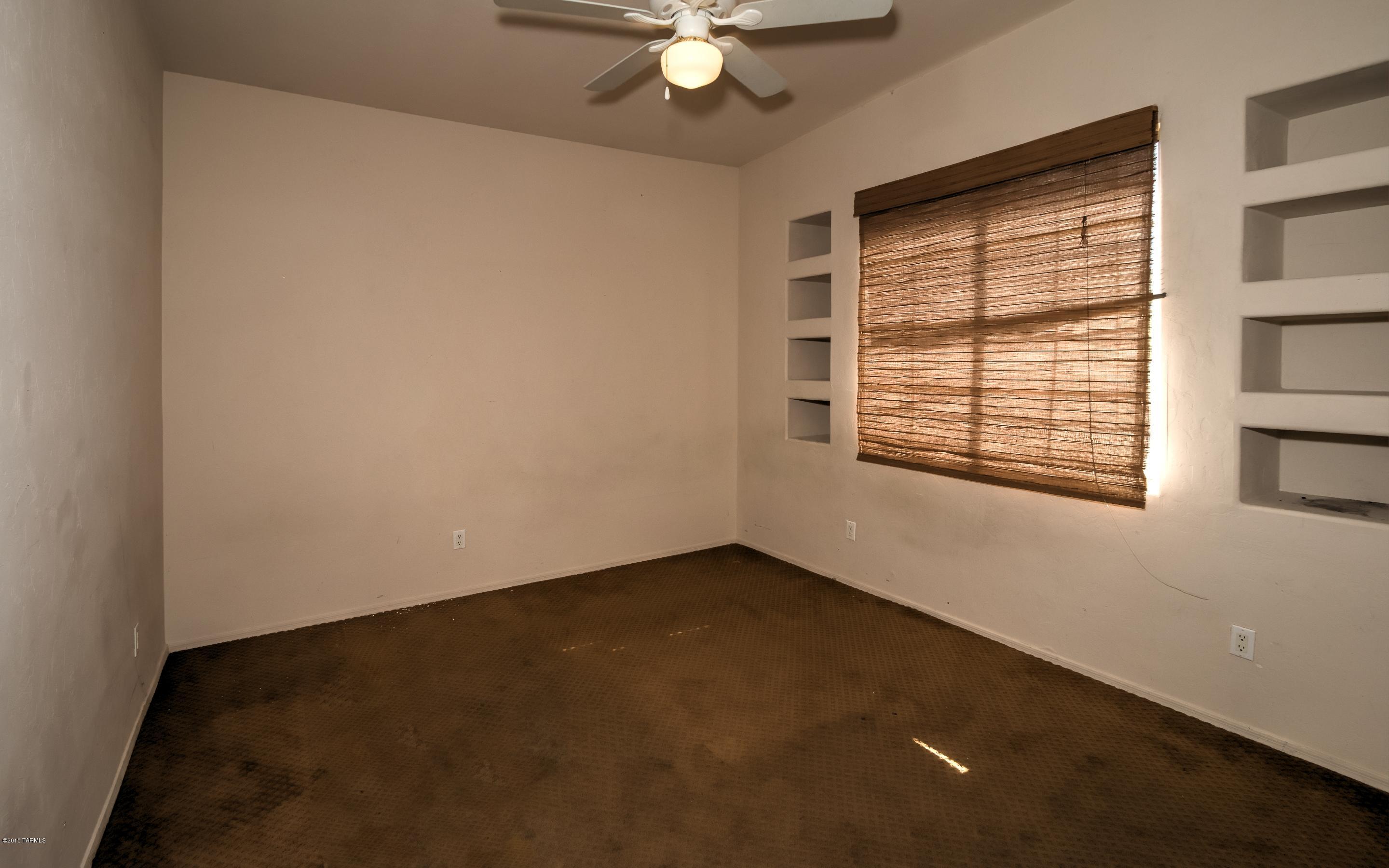 1494 N Camino Villa Bonita