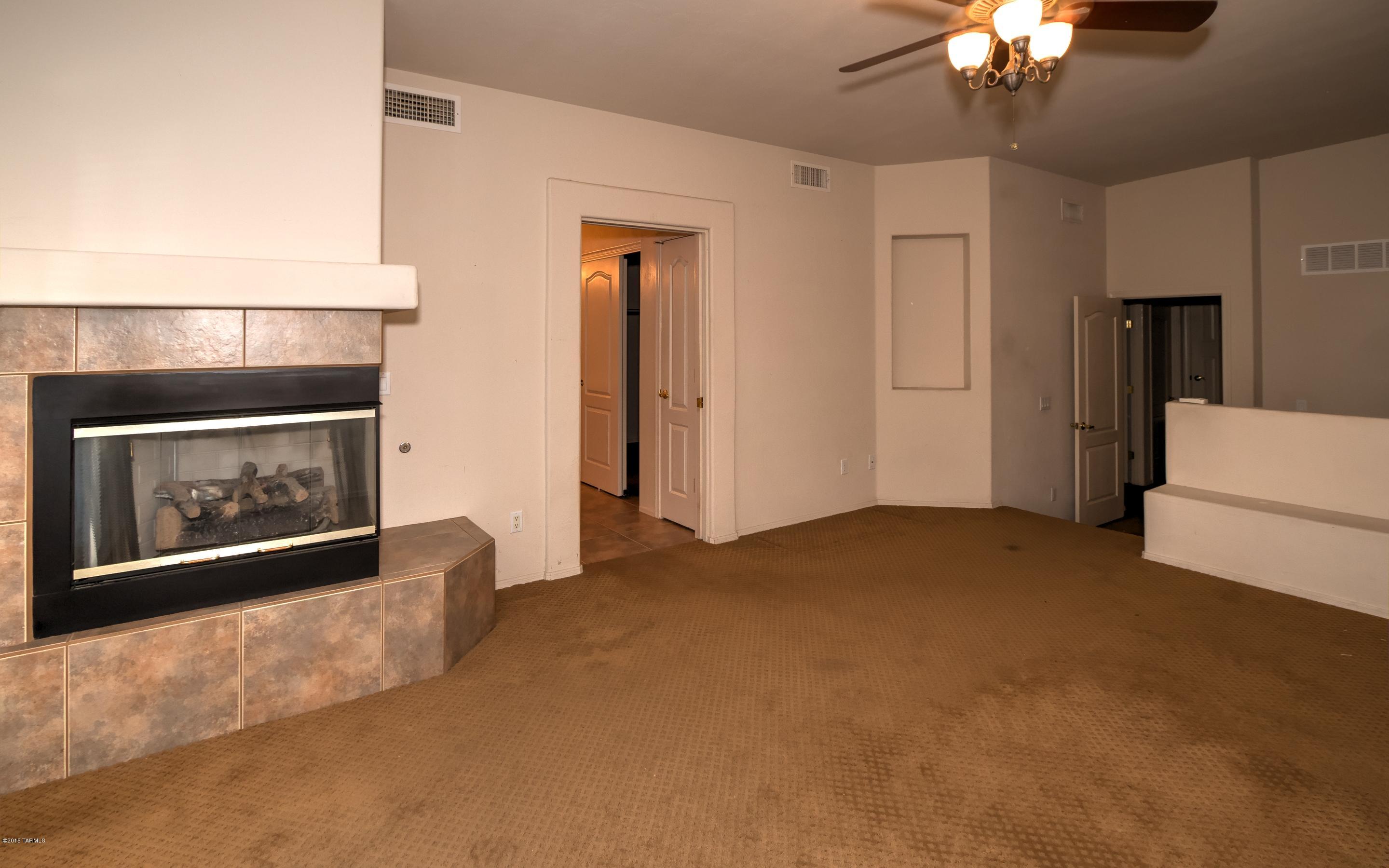 1494 N Camino Villa Bonita