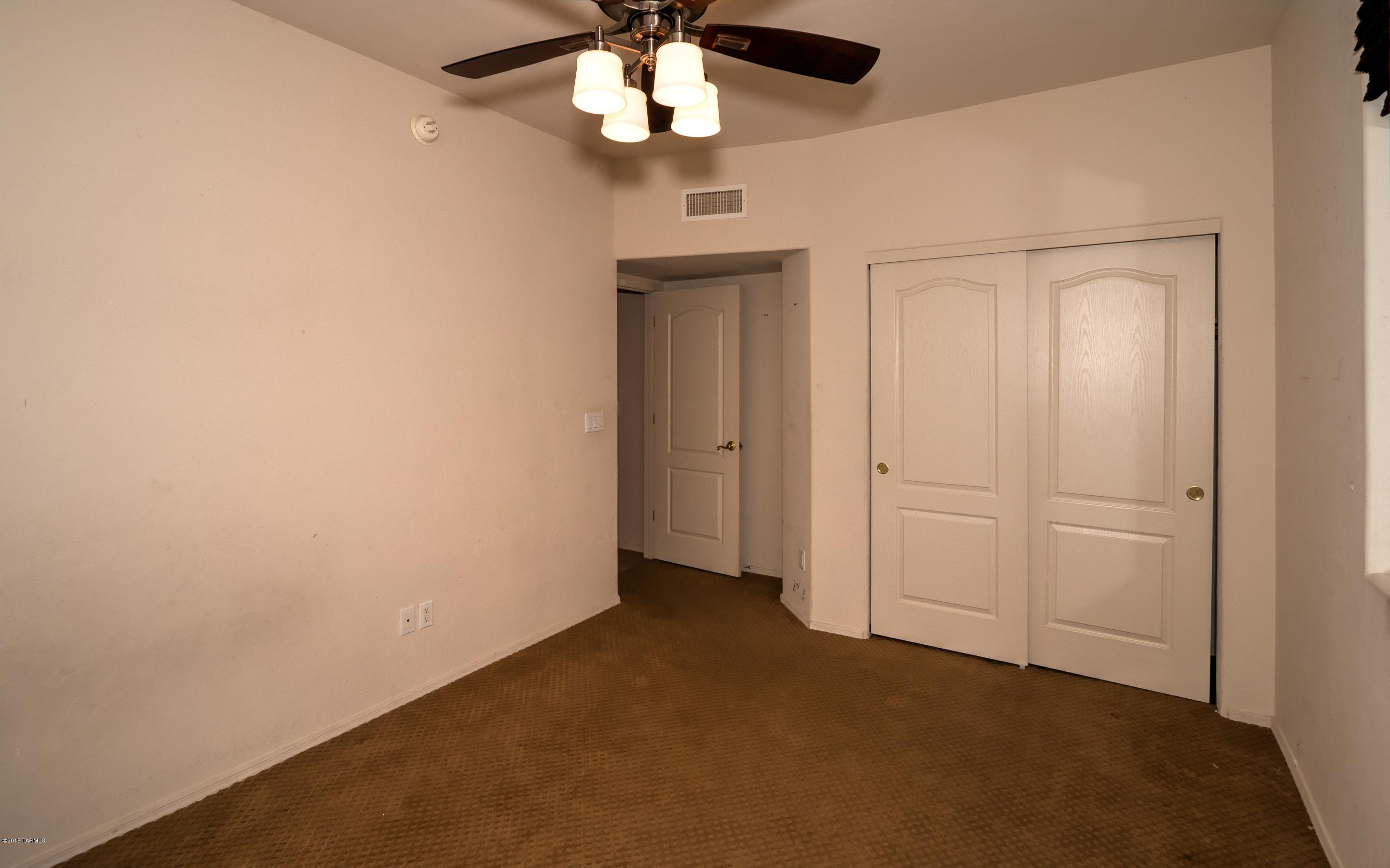 1494 N Camino Villa Bonita