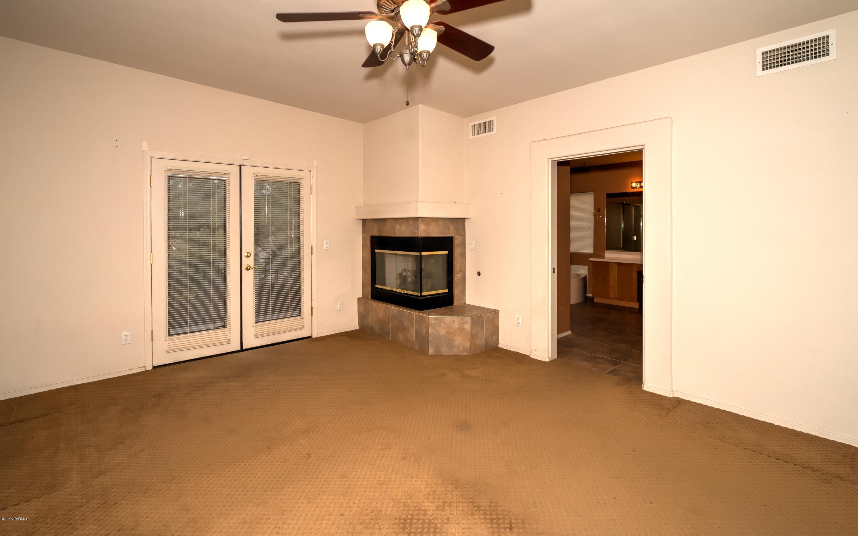 1494 N Camino Villa Bonita