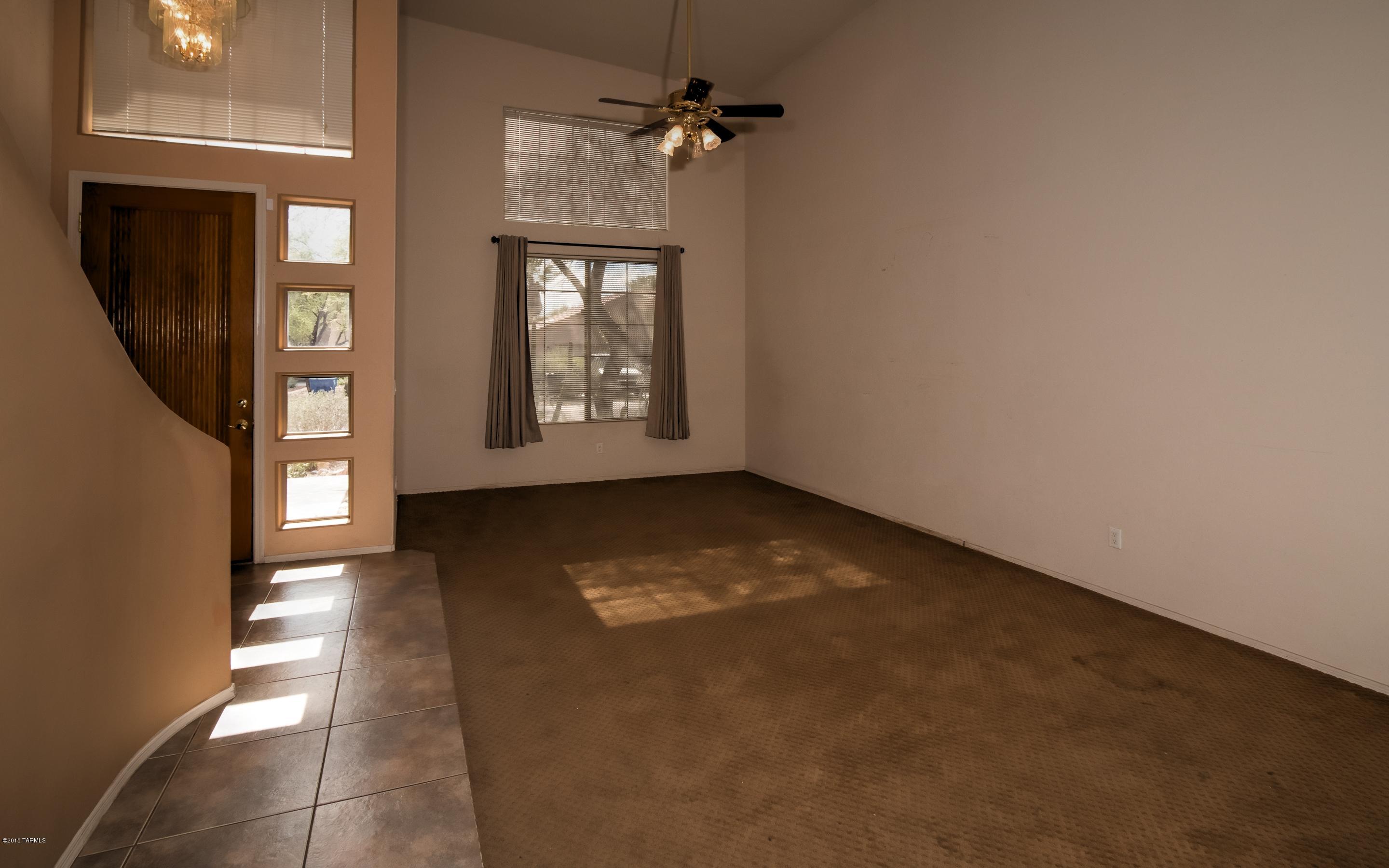 1494 N Camino Villa Bonita