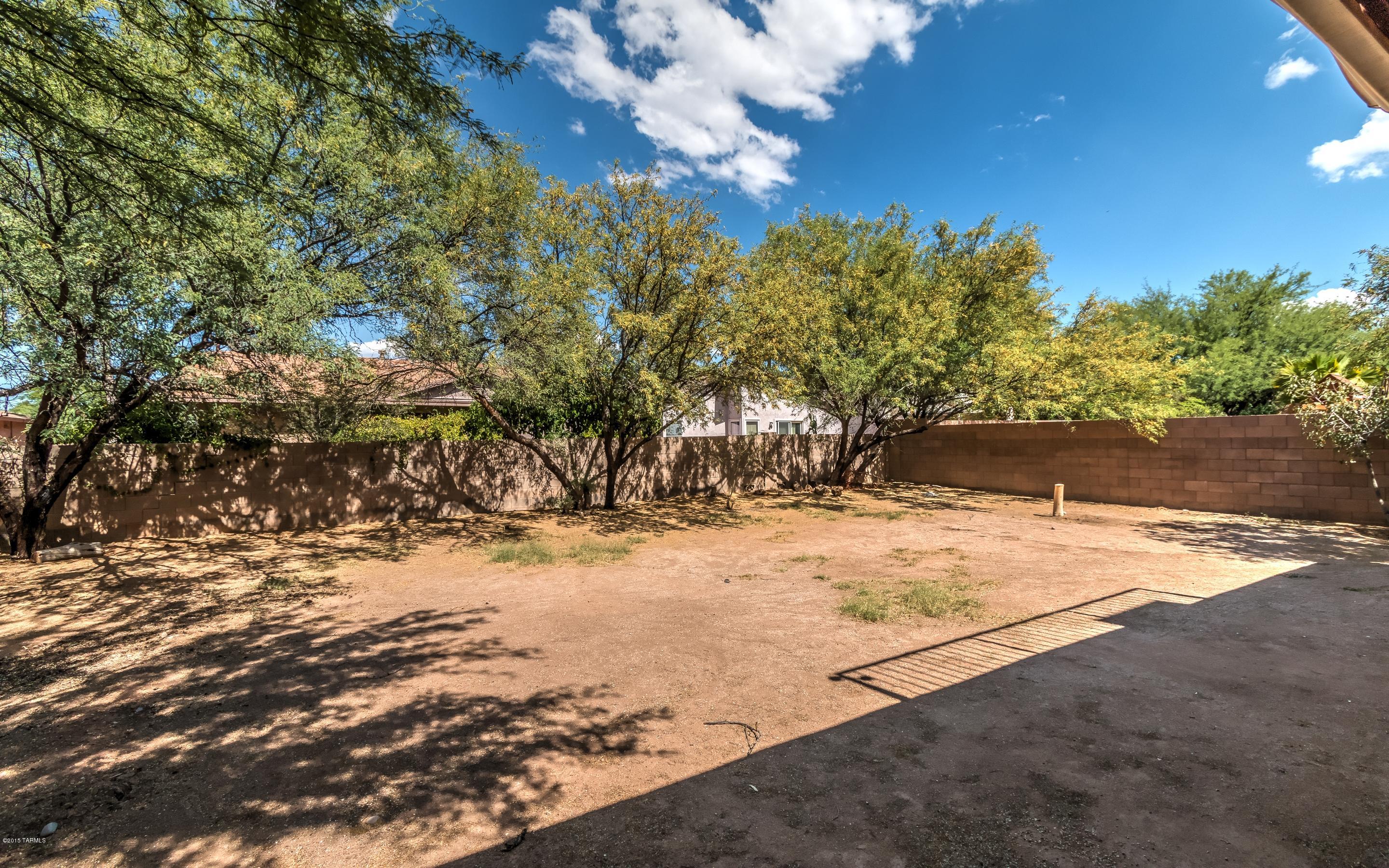 1494 N Camino Villa Bonita