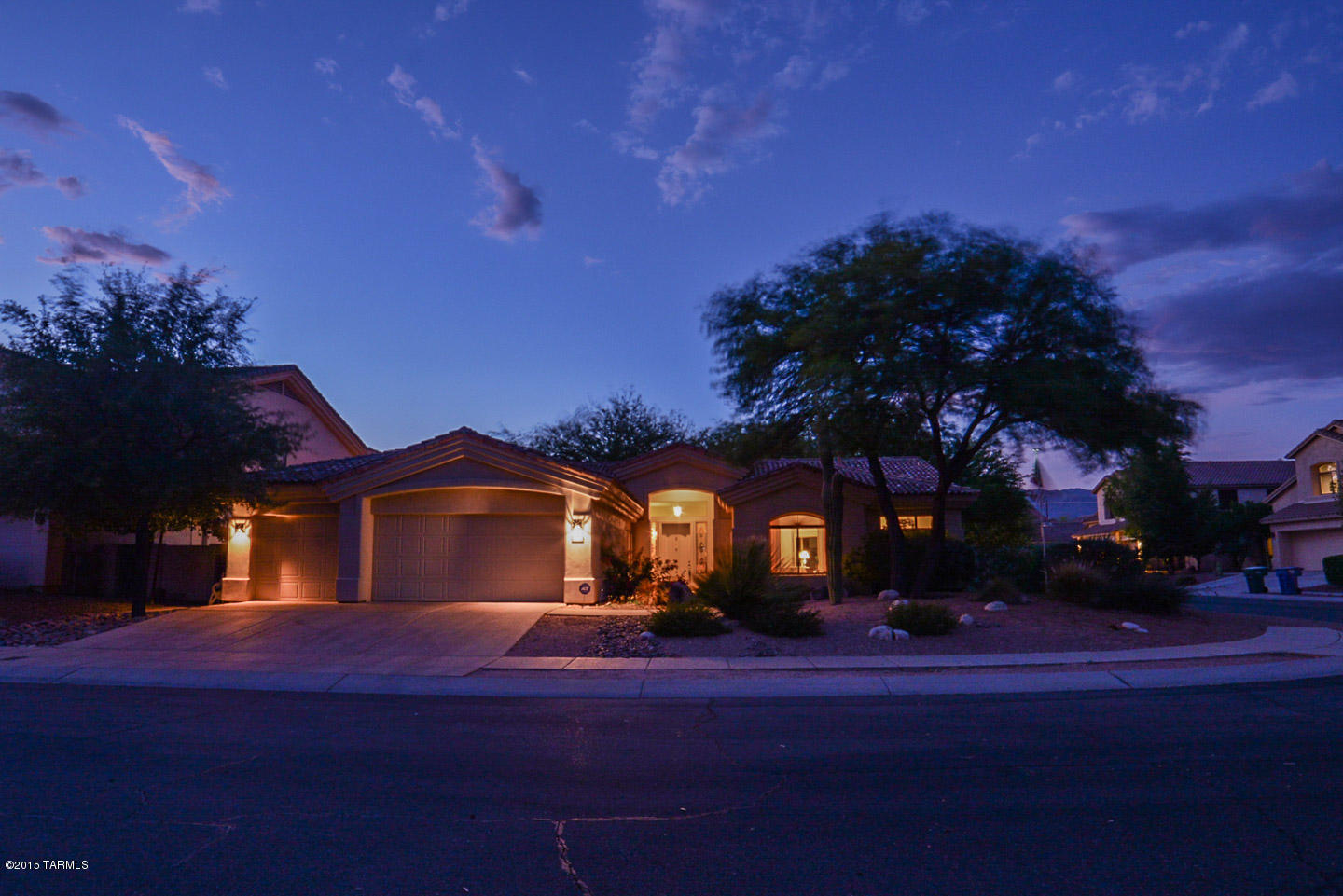2241 N Catalina Vista Loop