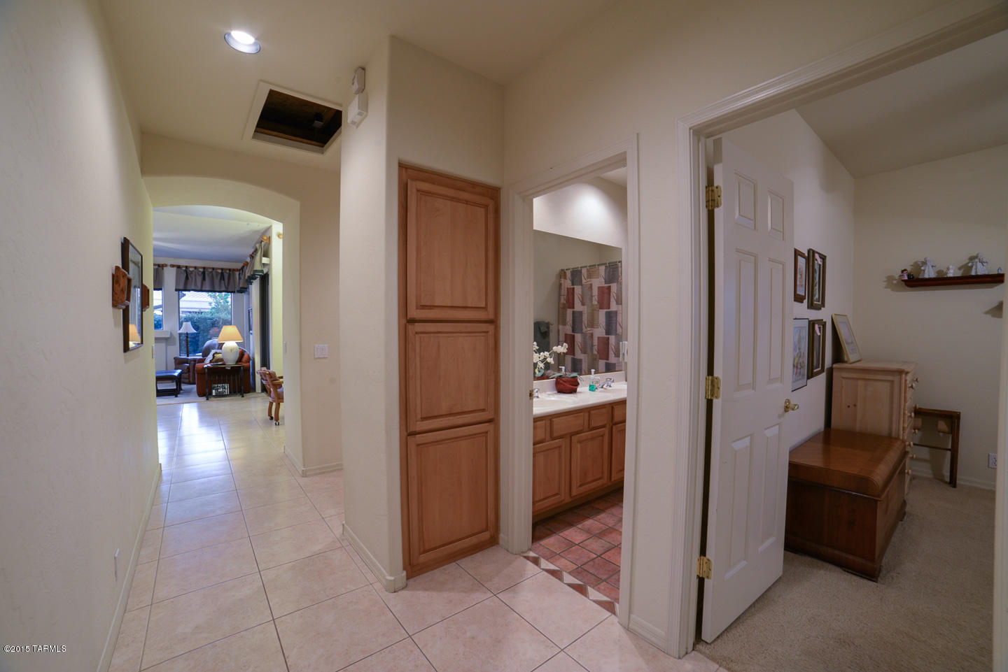2241 N Catalina Vista Loop