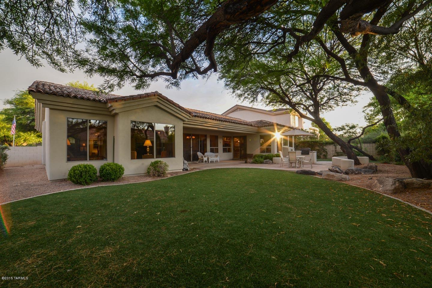 2241 N Catalina Vista Loop