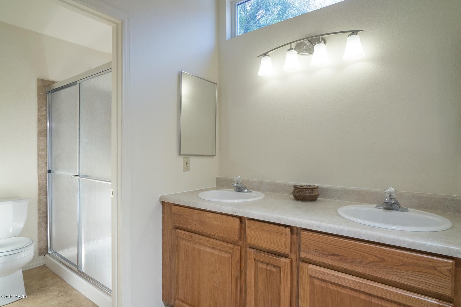 3033 W Sun Ranch Trail