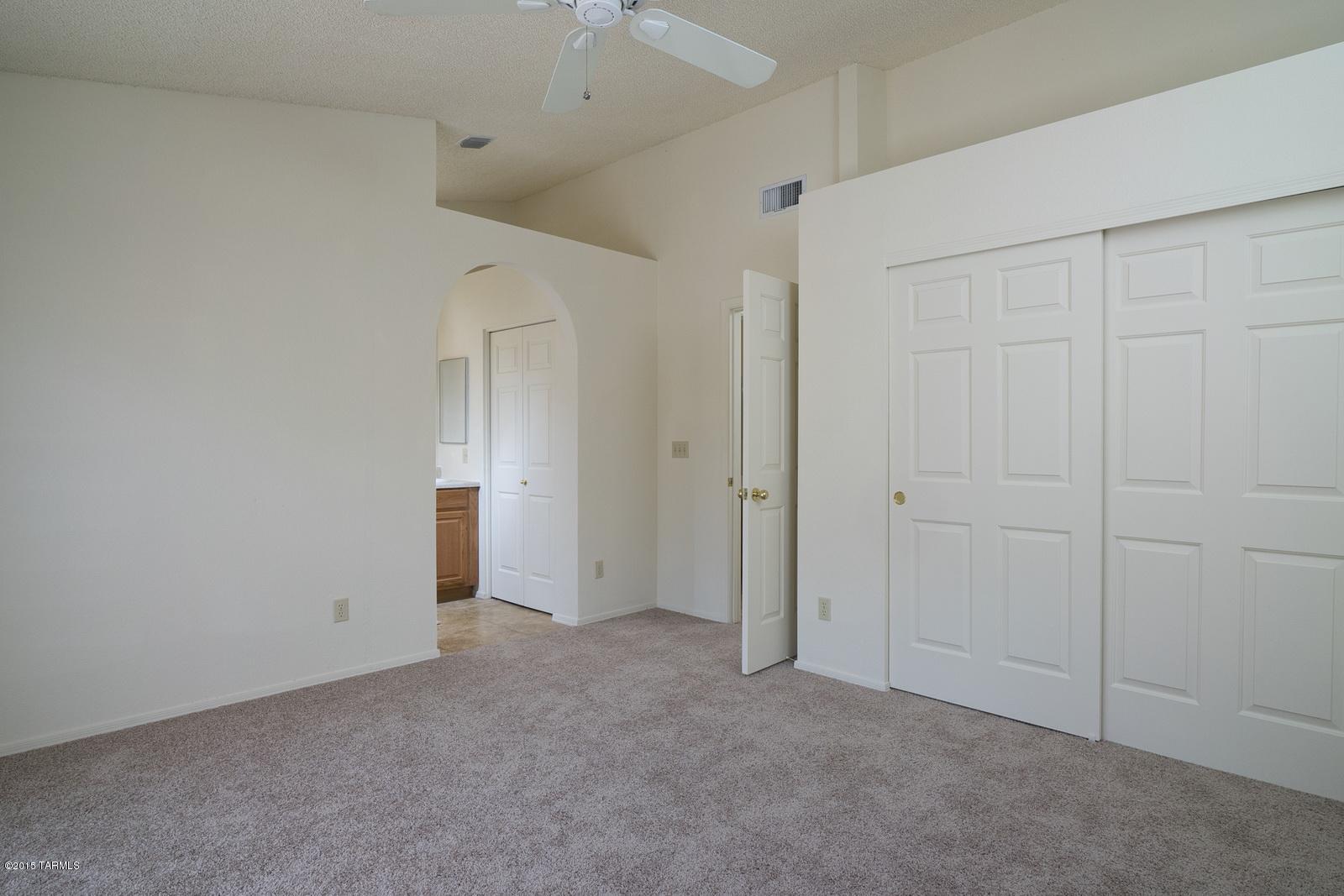 3033 W Sun Ranch Trail